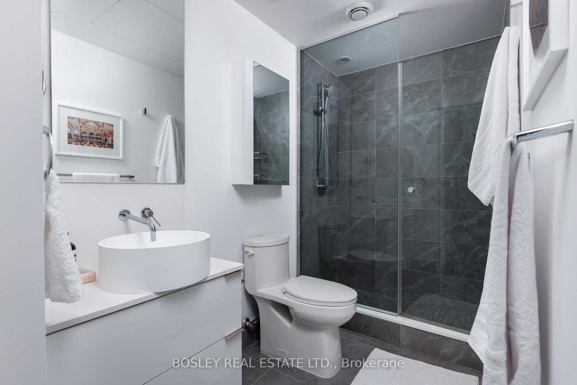 Photo 32 of Unit 1702, 185 Roehampton Avenue, Toronto, Mount Pleasant West — HOMEH