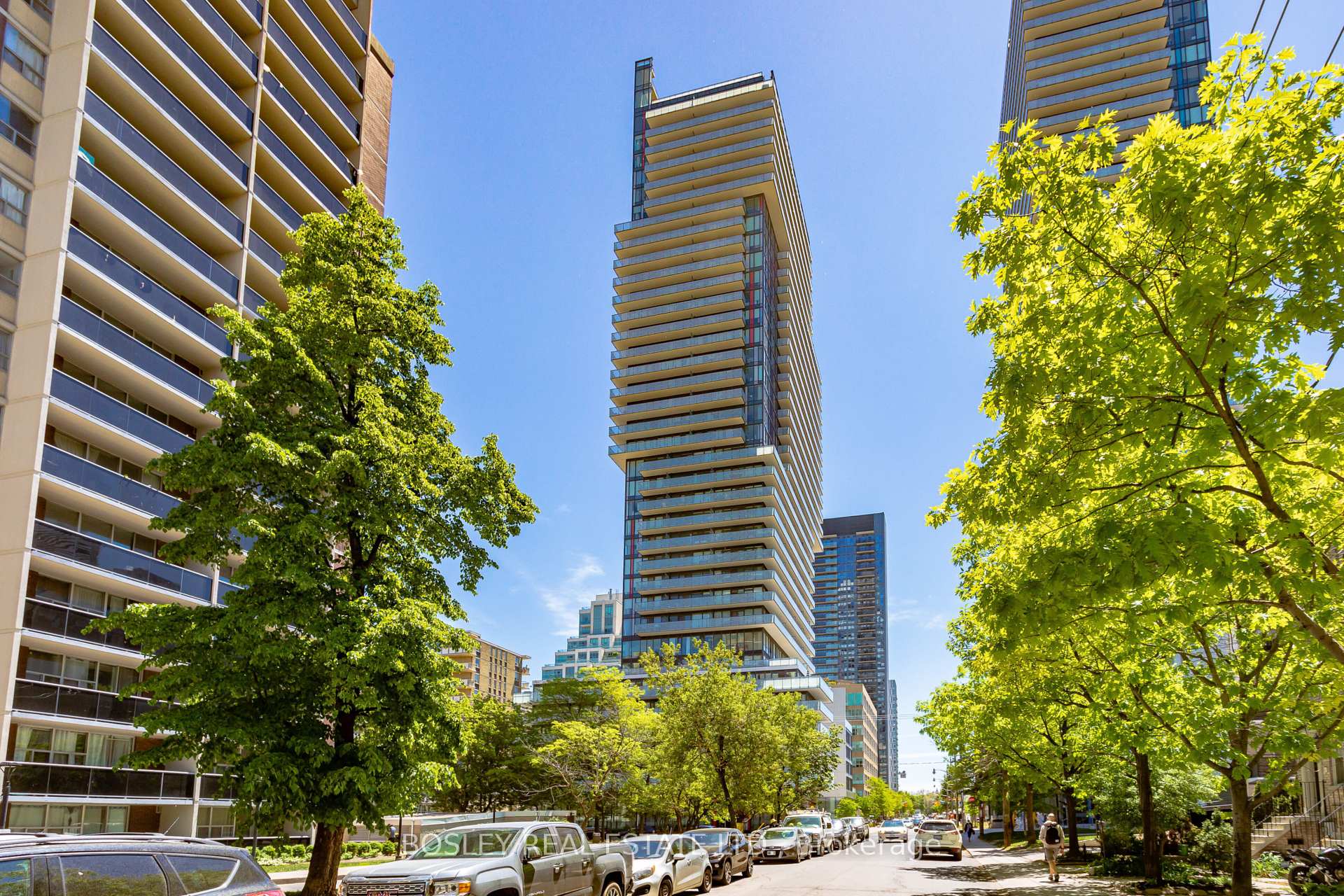 Photo 39 of Unit 1702, 185 Roehampton Avenue, Toronto, Mount Pleasant West — HOMEH