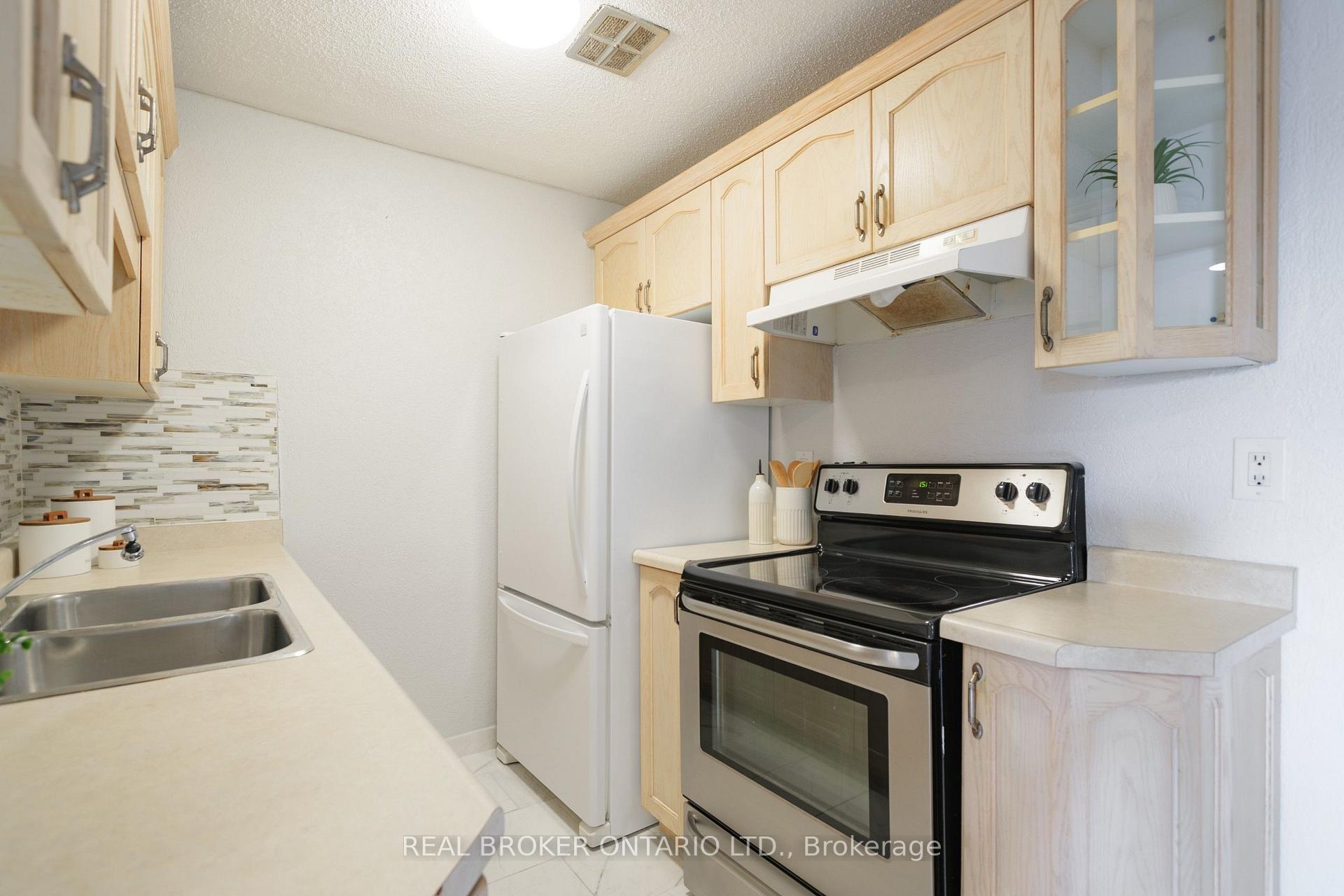Photo 10 of Unit 202, 893 Concession Street, Hamilton, Raleigh — HOMEH
