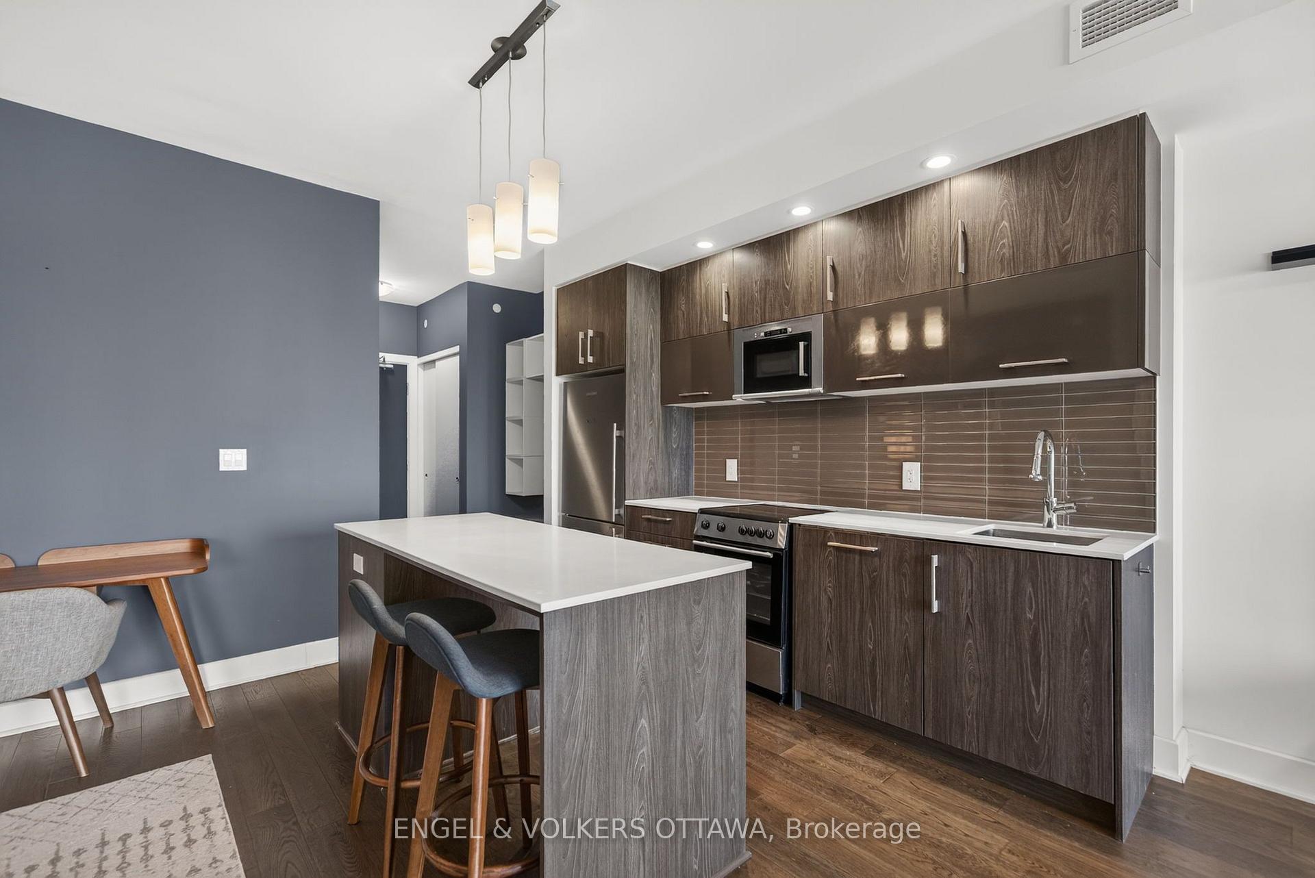 Photo 7 of Unit 816, 255 Bay Street, Ottawa, Ottawa Centre — HOMEH