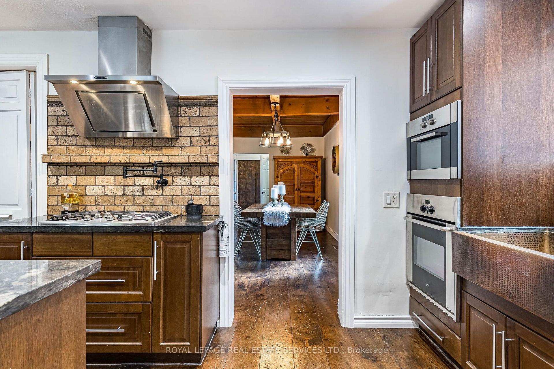 Photo 12 of 47 Frederick Street, Brampton, Downtown Brampton — HOMEH