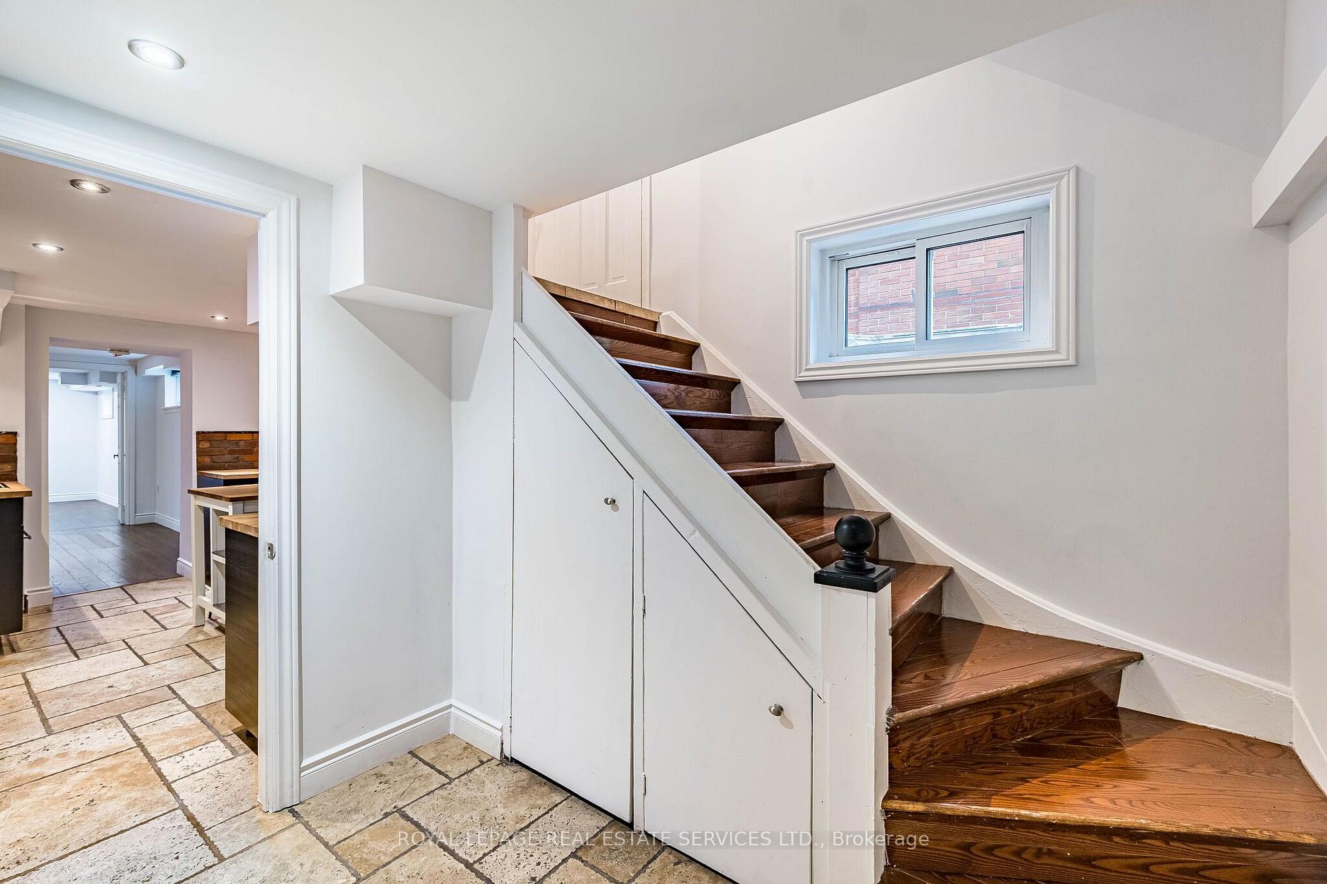 Photo 33 of 47 Frederick Street, Brampton, Downtown Brampton — HOMEH