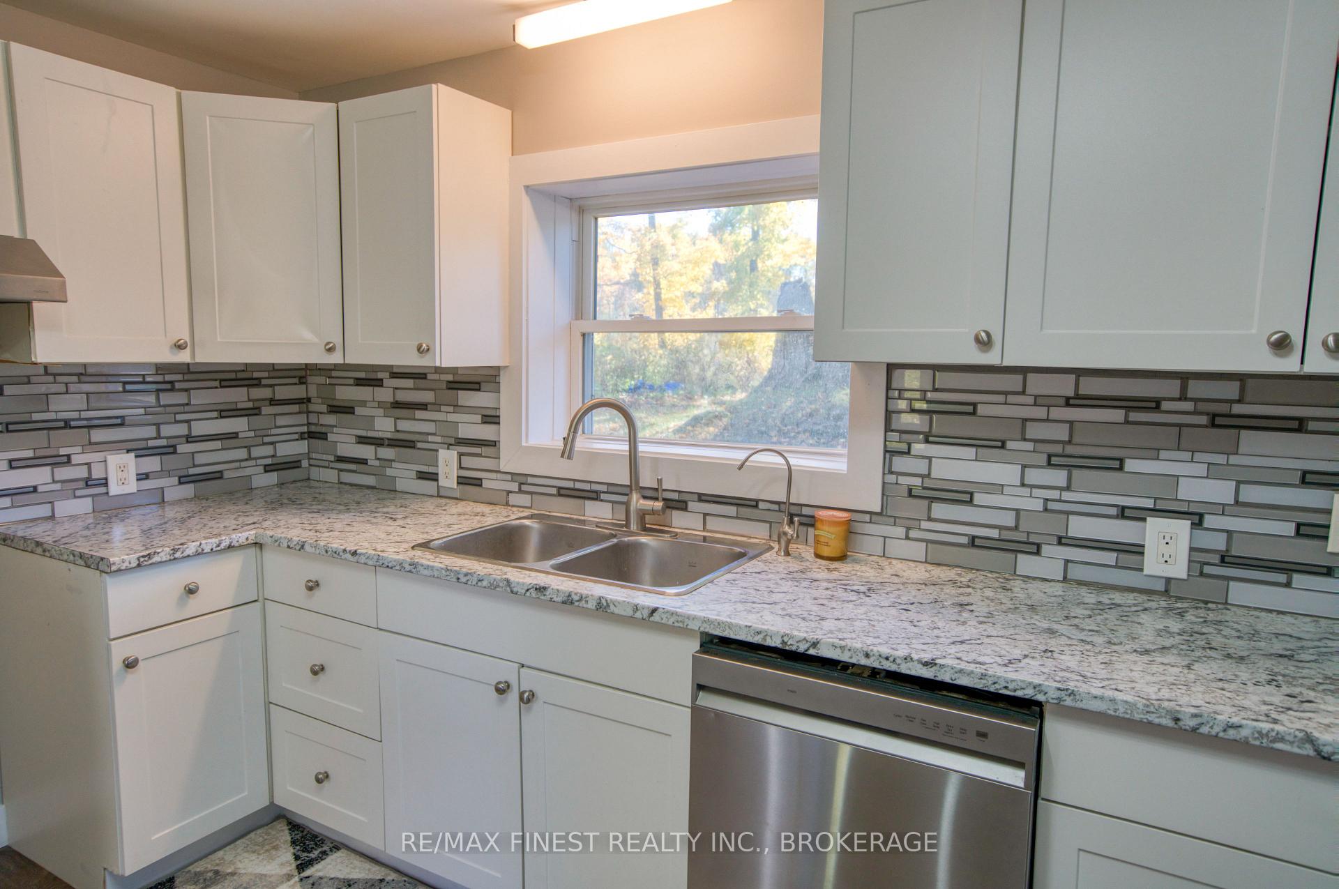 Photo 10 of 14756 Road 38, Frontenac, Frontenac Centre — HOMEH