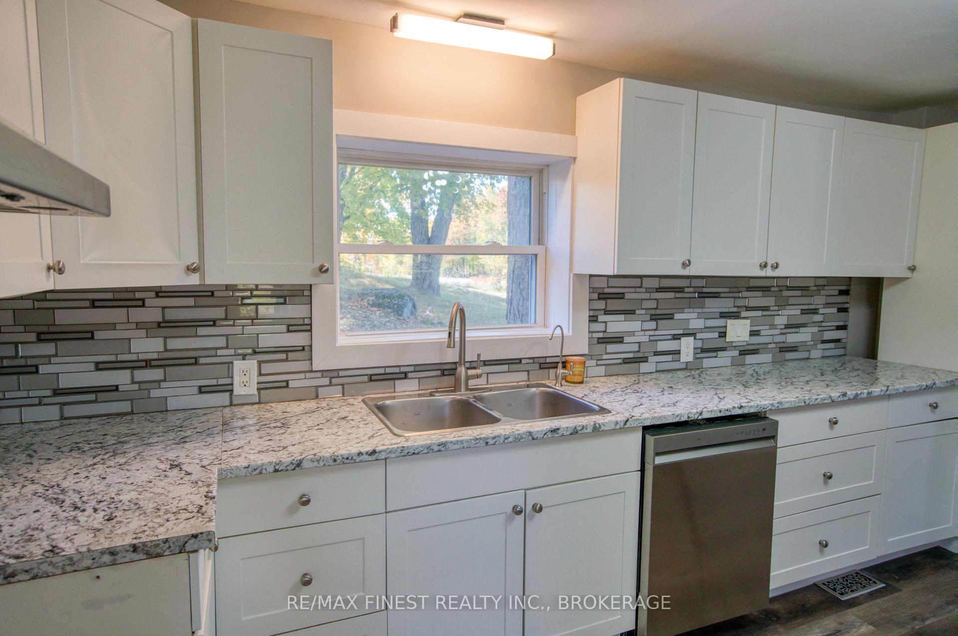 Photo 11 of 14756 Road 38, Frontenac, Frontenac Centre — HOMEH