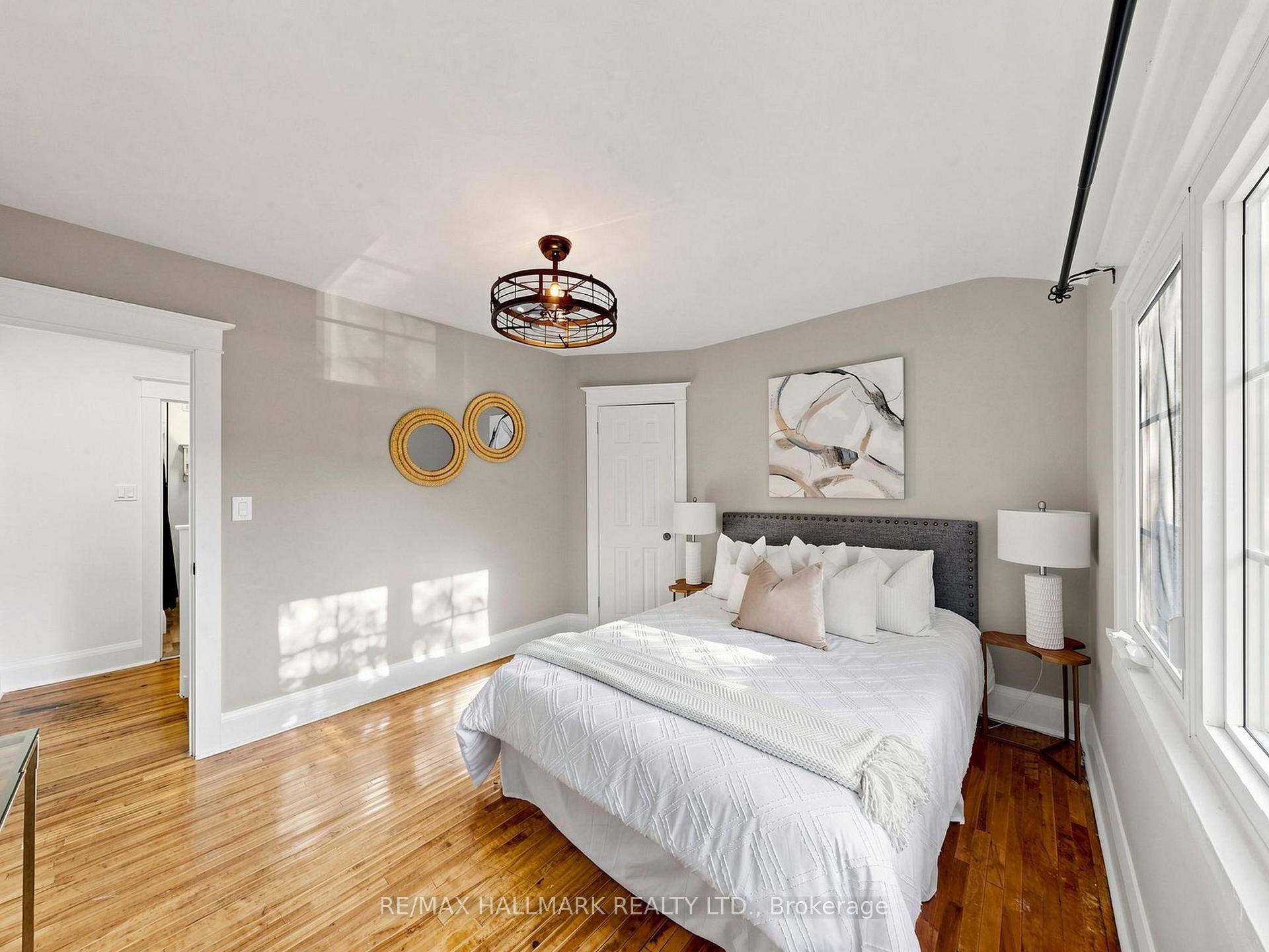 Photo 16 of 211 Golfview Avenue, Toronto, East End-Danforth — HOMEH