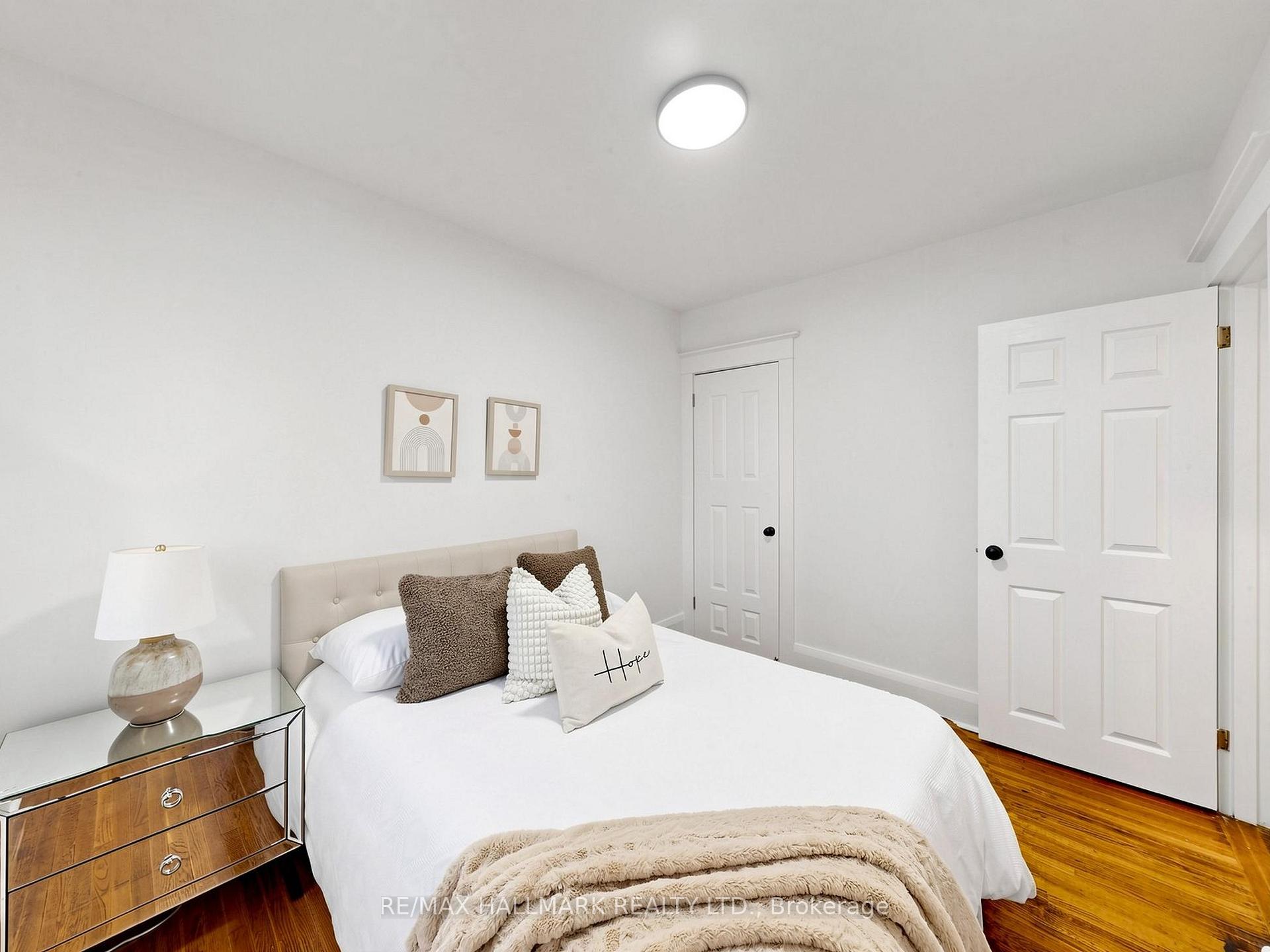 Photo 18 of 211 Golfview Avenue, Toronto, East End-Danforth — HOMEH