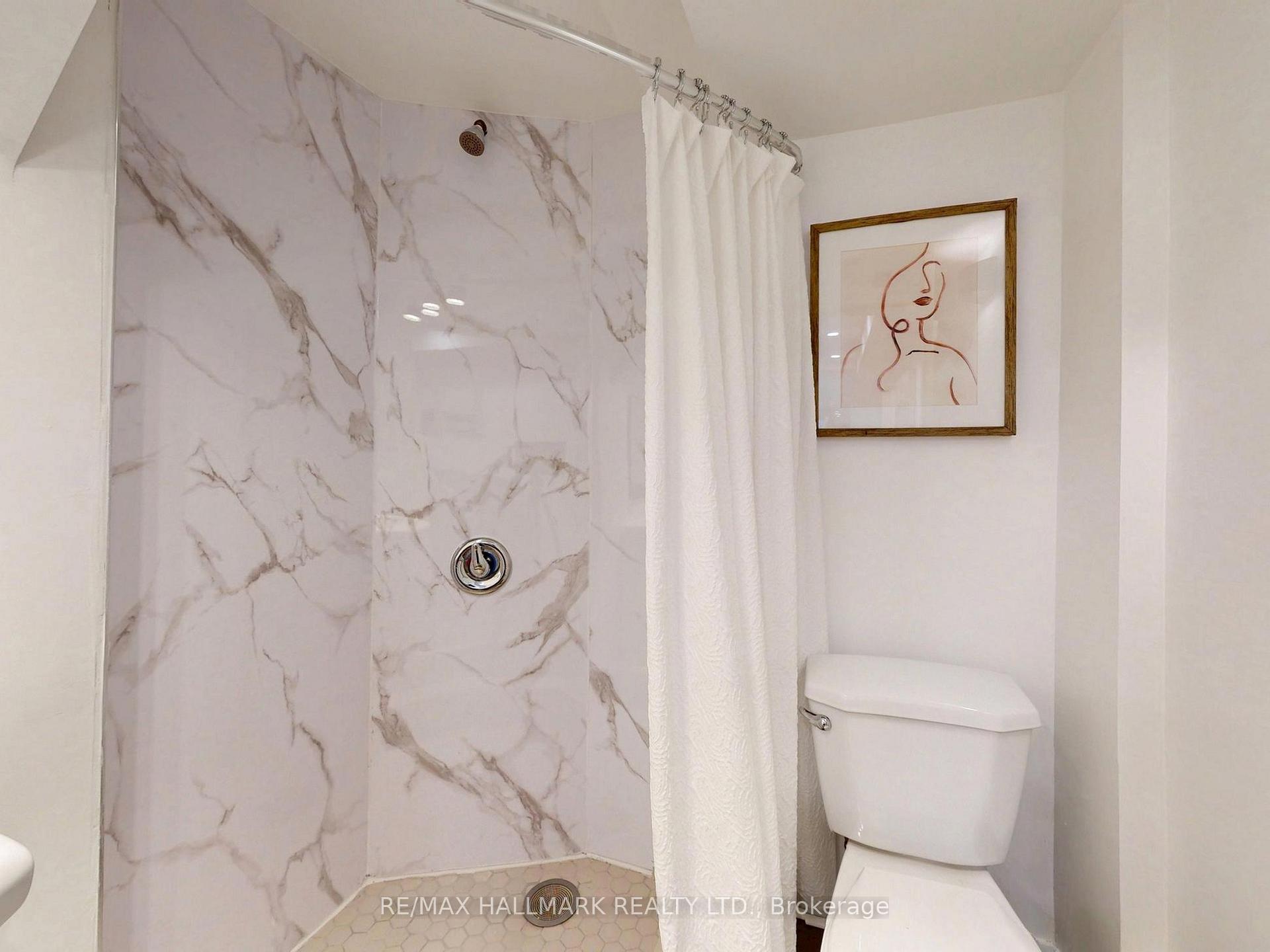 Photo 27 of 211 Golfview Avenue, Toronto, East End-Danforth — HOMEH