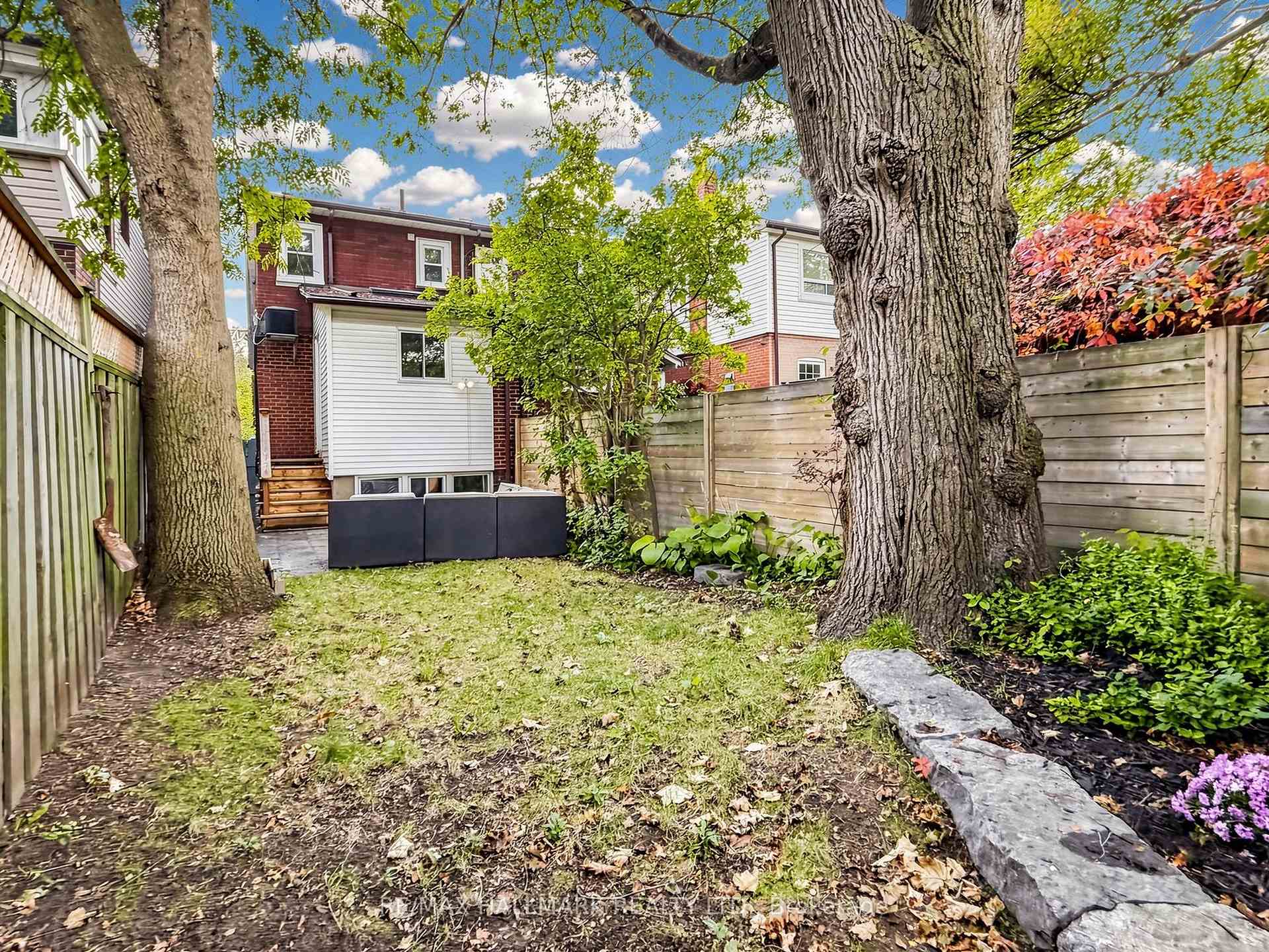 Photo 28 of 211 Golfview Avenue, Toronto, East End-Danforth — HOMEH