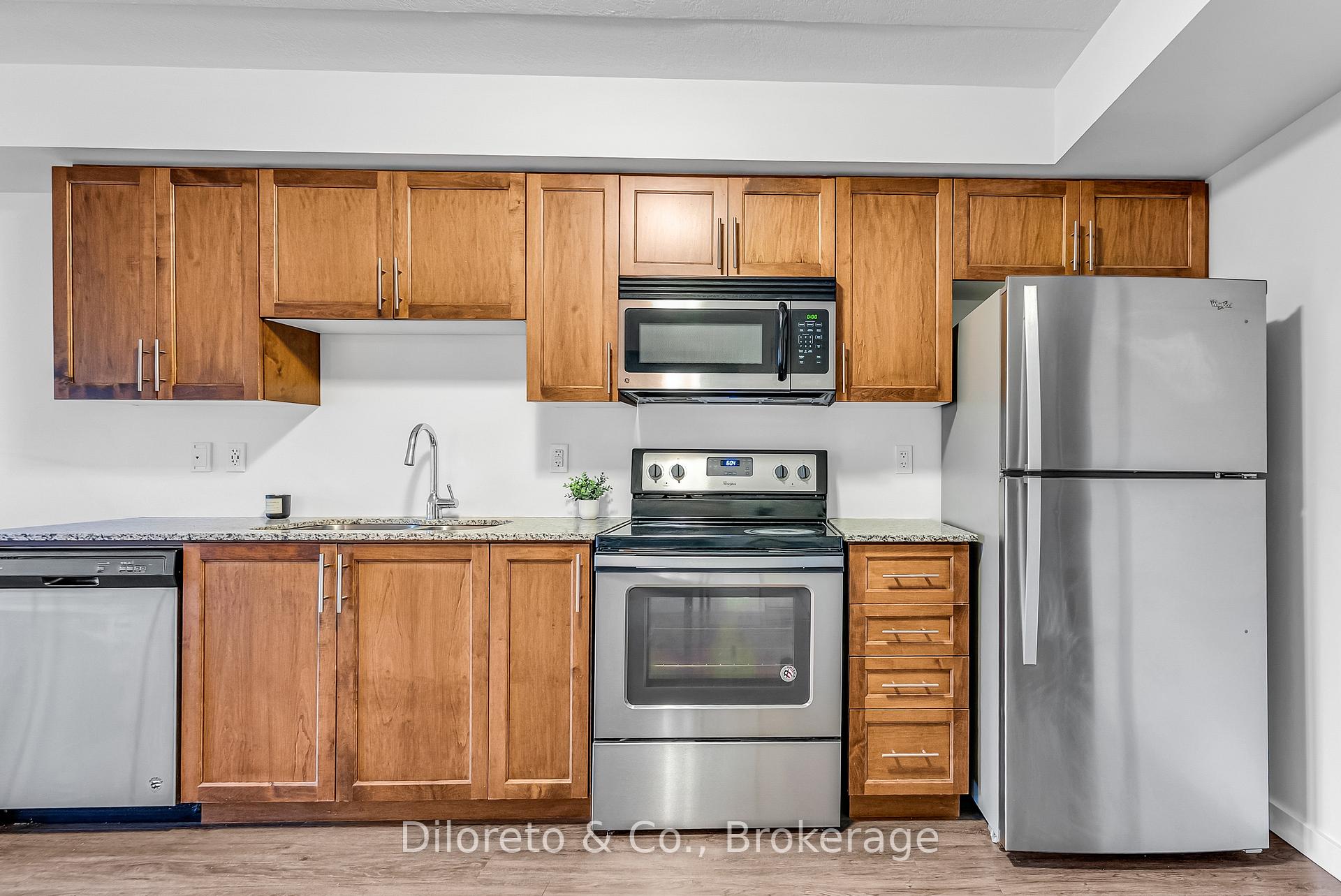 Photo 5 of Unit 311, 25 Kay Crescent, Guelph, Pineridge/Westminster Woods — HOMEH