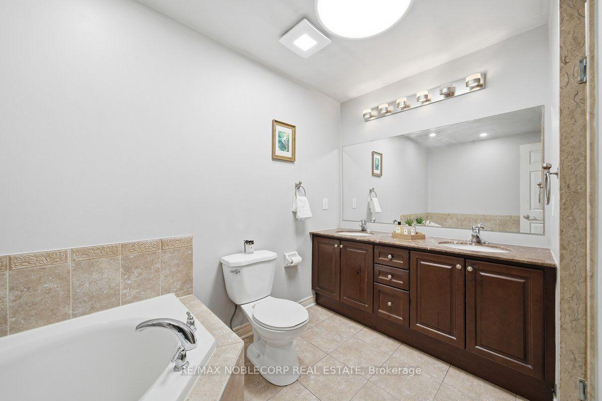 Photo 27 of Unit 37, 8900 Bathurst Street, Vaughan, Patterson — HOMEH
