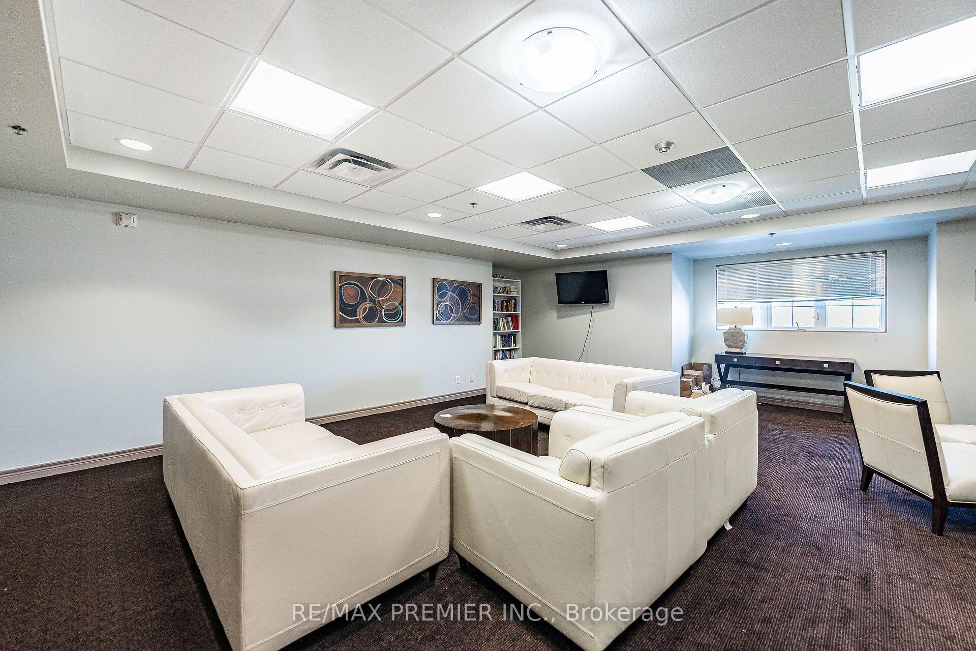 Photo 23 of Unit 304, 9451 Jane Street, Vaughan, Maple — HOMEH