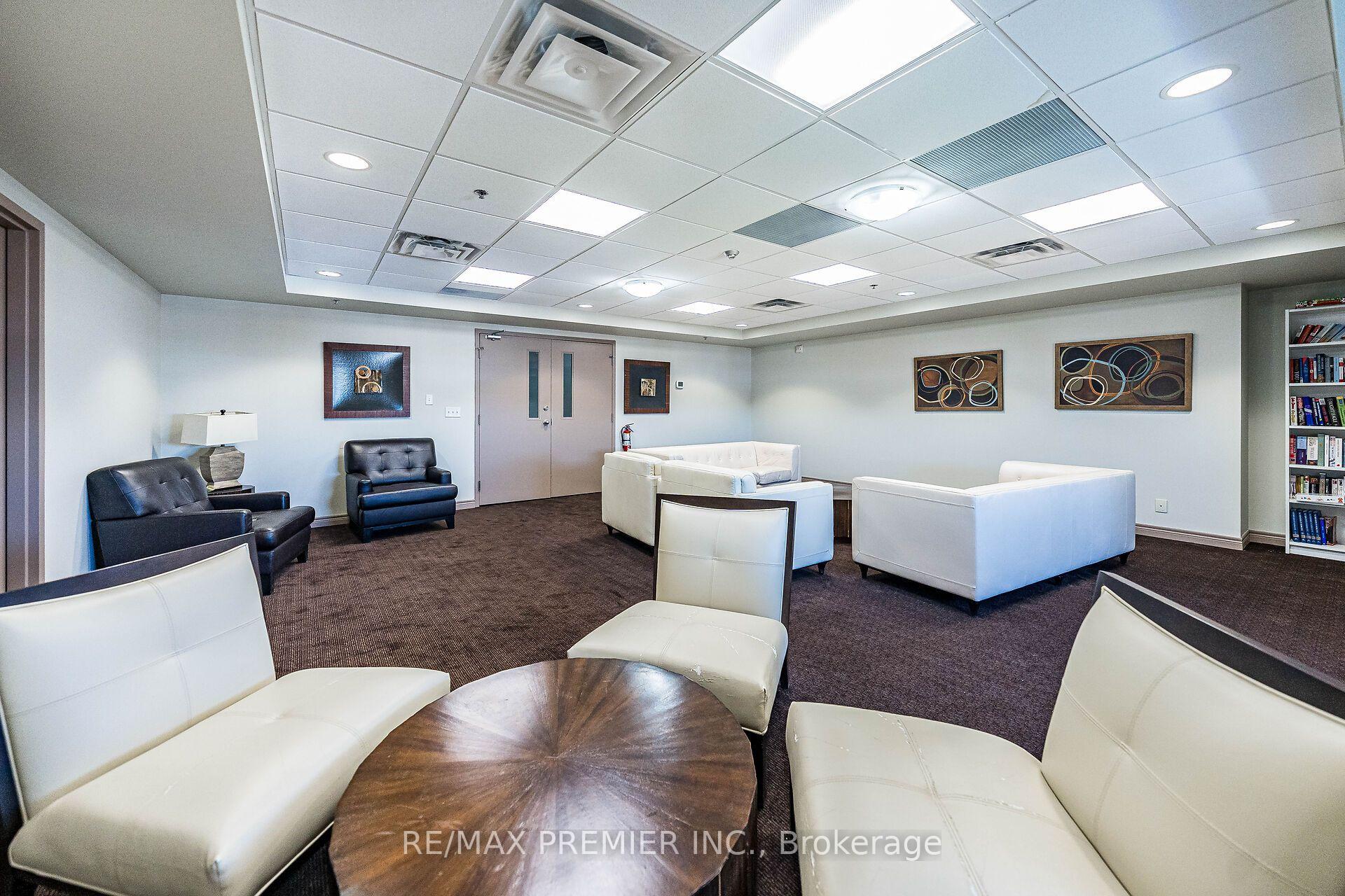Photo 24 of Unit 304, 9451 Jane Street, Vaughan, Maple — HOMEH