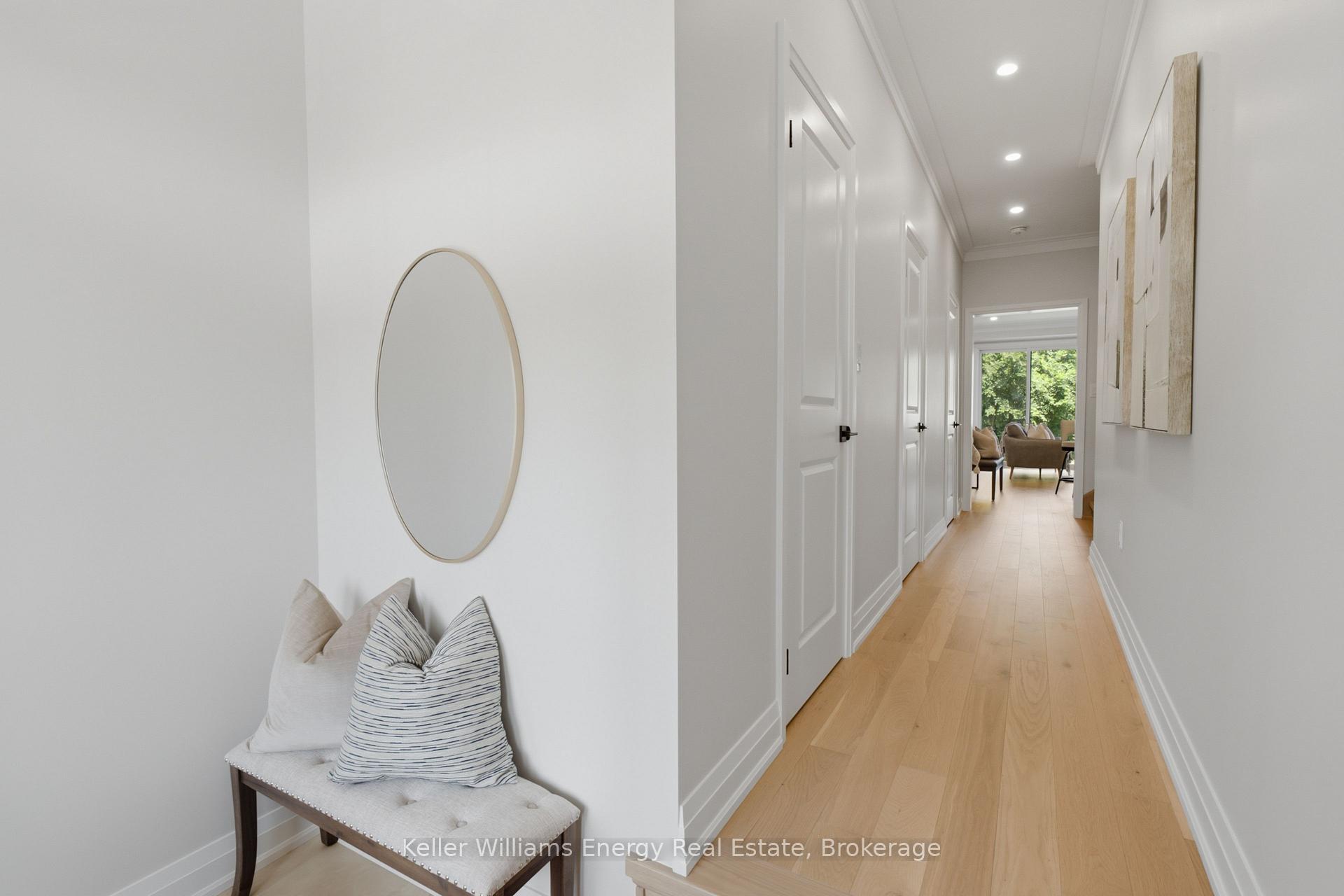 Photo 4 of 127 Hickory Street N, Whitby, Downtown Whitby — HOMEH