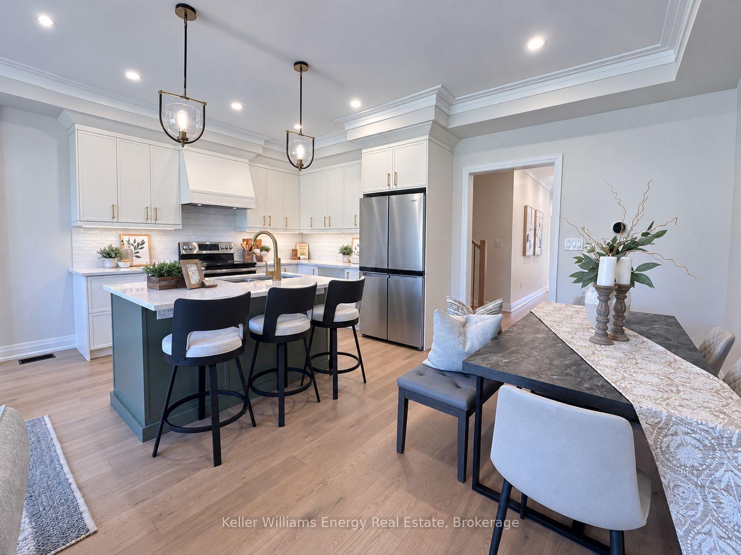 Photo 5 of 127 Hickory Street N, Whitby, Downtown Whitby — HOMEH