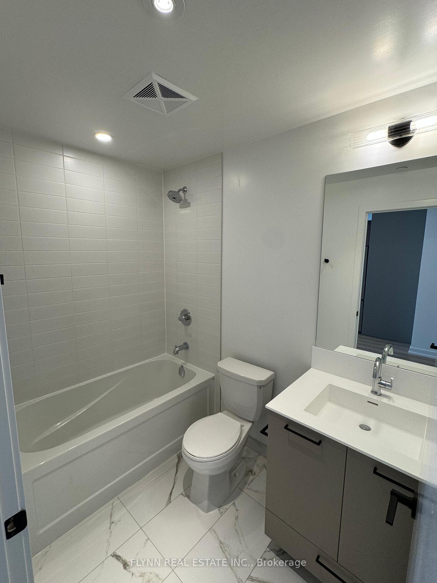 Photo 8 of Unit 416, 10 Lagerfeld Drive, Brampton, Northwest Brampton — HOMEH