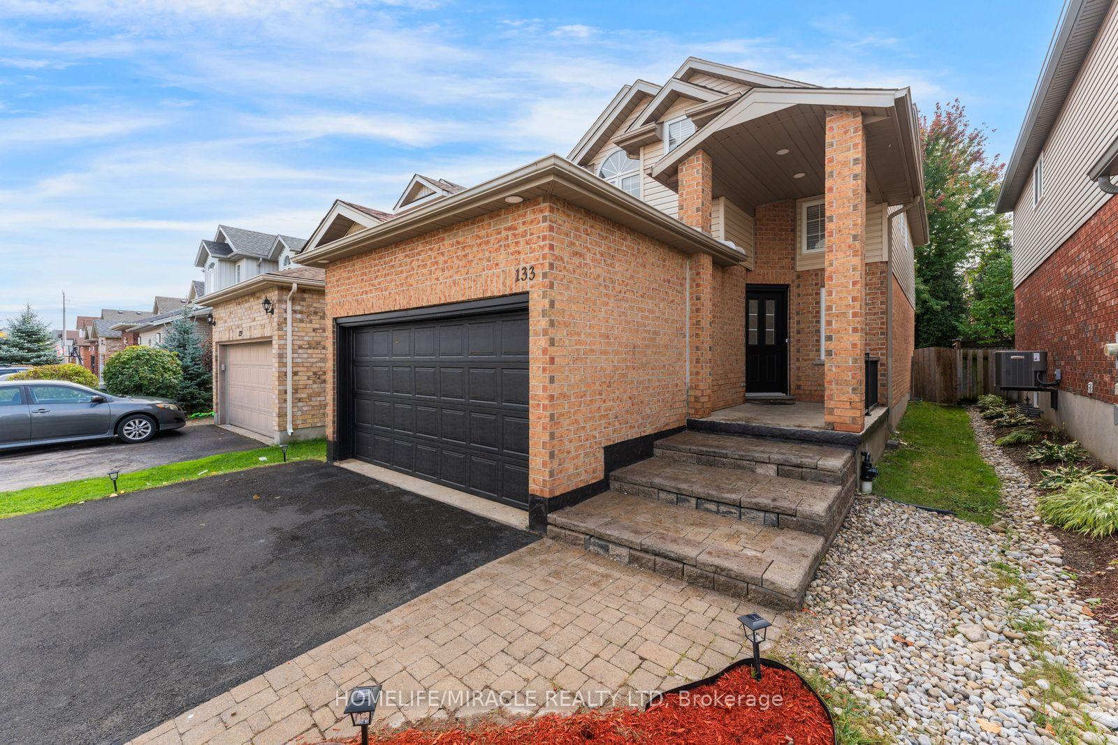 Photo 4 of 133 Steepleridge Street, Kitchener, Doon South — HOMEH