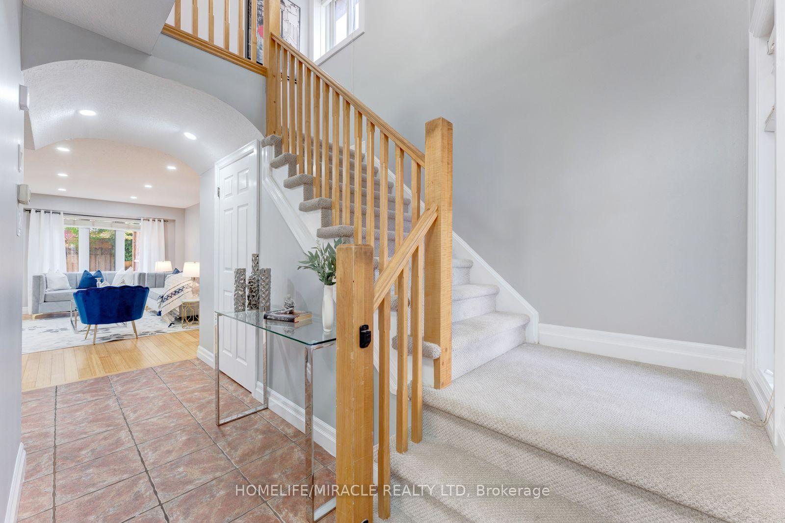 Photo 9 of 133 Steepleridge Street, Kitchener, Doon South — HOMEH