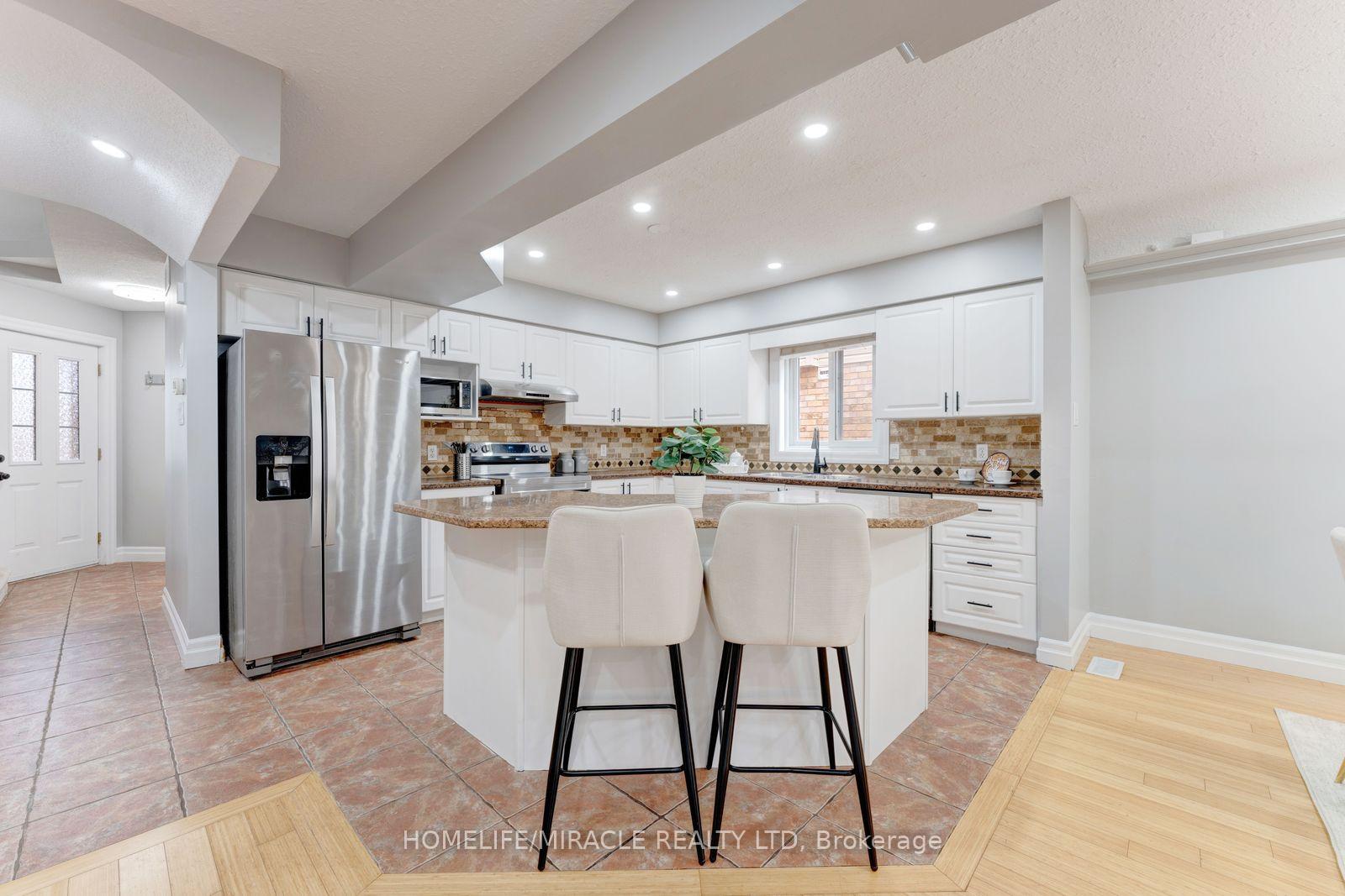 Photo 16 of 133 Steepleridge Street, Kitchener, Doon South — HOMEH