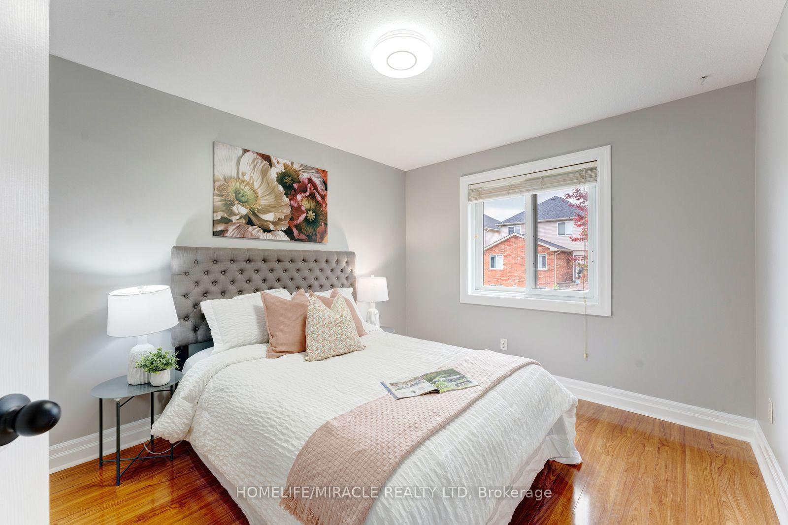 Photo 34 of 133 Steepleridge Street, Kitchener, Doon South — HOMEH