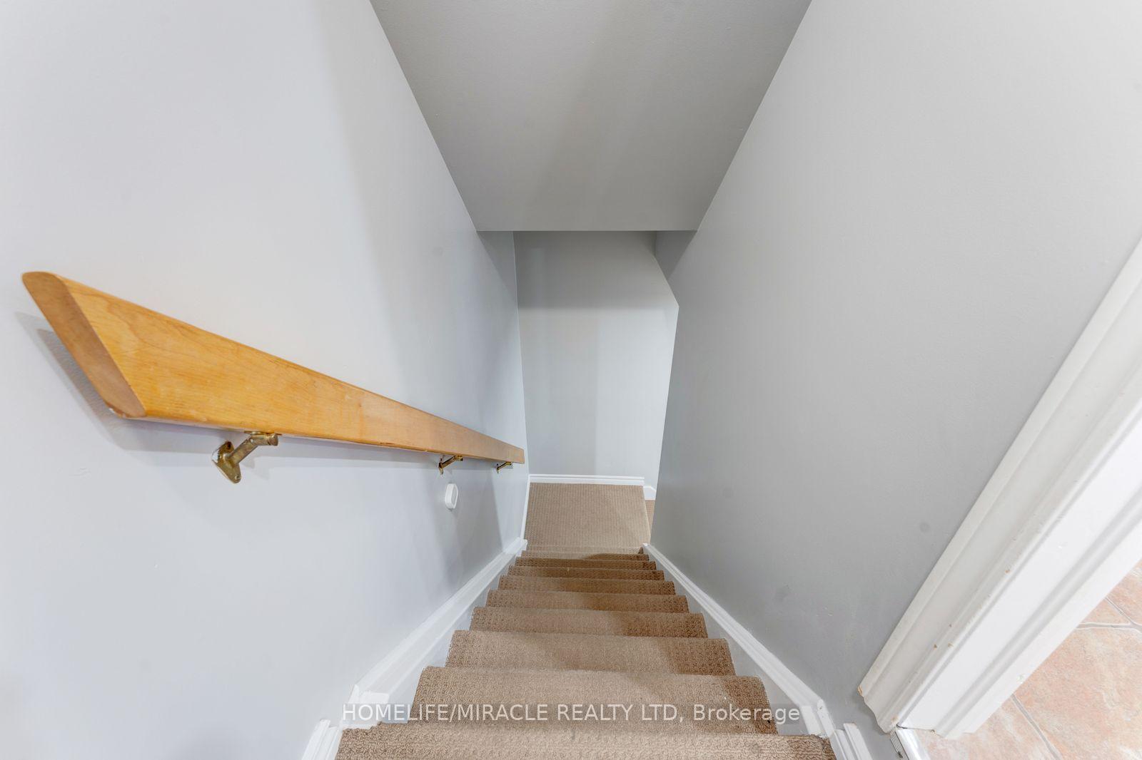 Photo 41 of 133 Steepleridge Street, Kitchener, Doon South — HOMEH