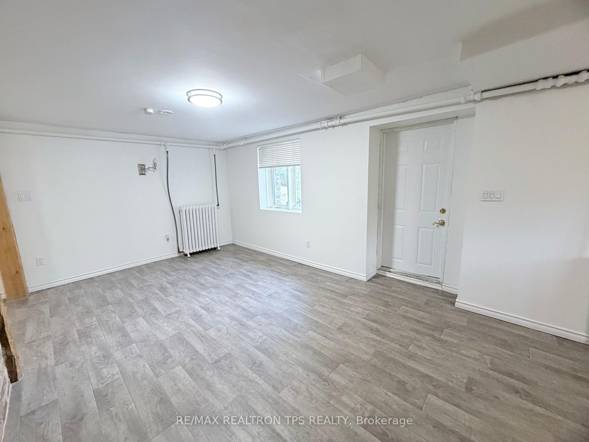 Photo 4 of Unit 2, 54 Lawson Road, Clarington, Courtice — HOMEH