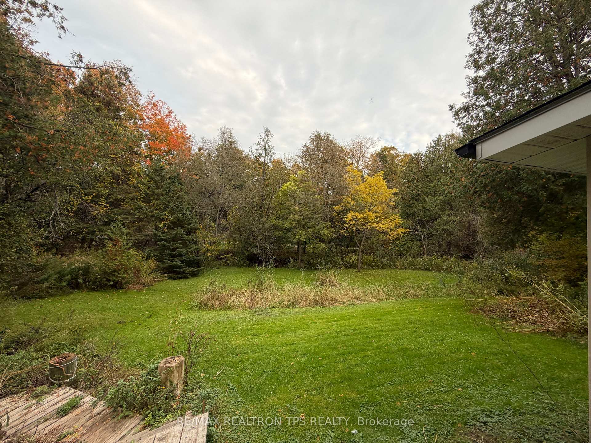 Photo 8 of Unit 2, 54 Lawson Road, Clarington, Courtice — HOMEH