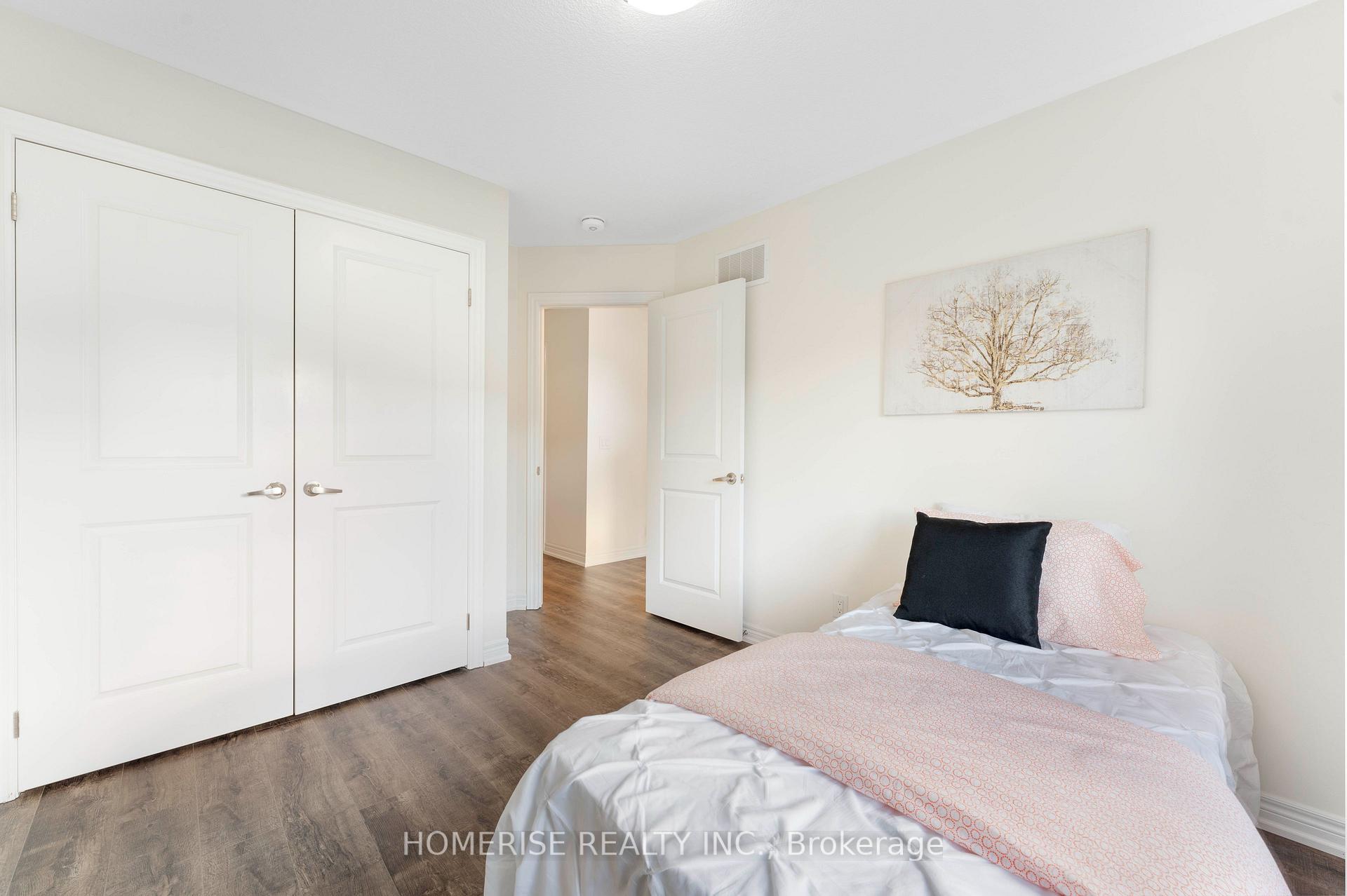 Photo 16 of 29 Roywood Street, Kitchener, Huron Park — HOMEH
