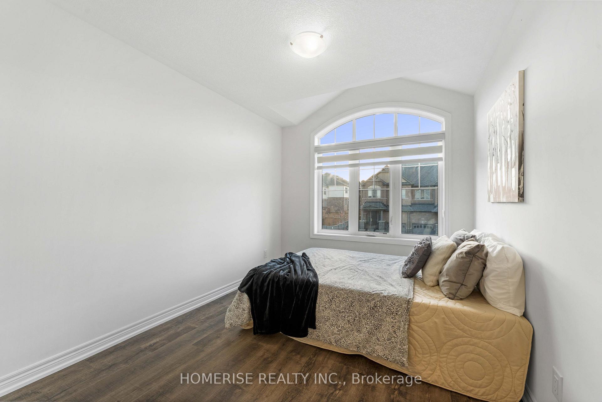 Photo 17 of 29 Roywood Street, Kitchener, Huron Park — HOMEH