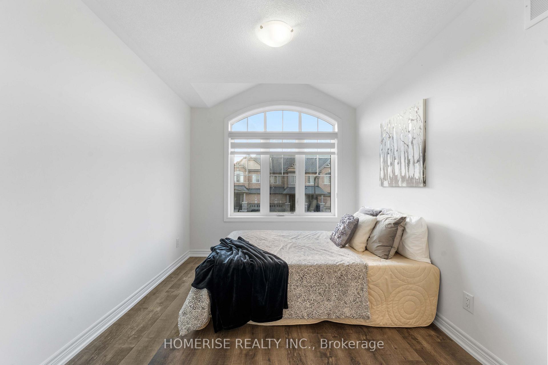 Photo 18 of 29 Roywood Street, Kitchener, Huron Park — HOMEH