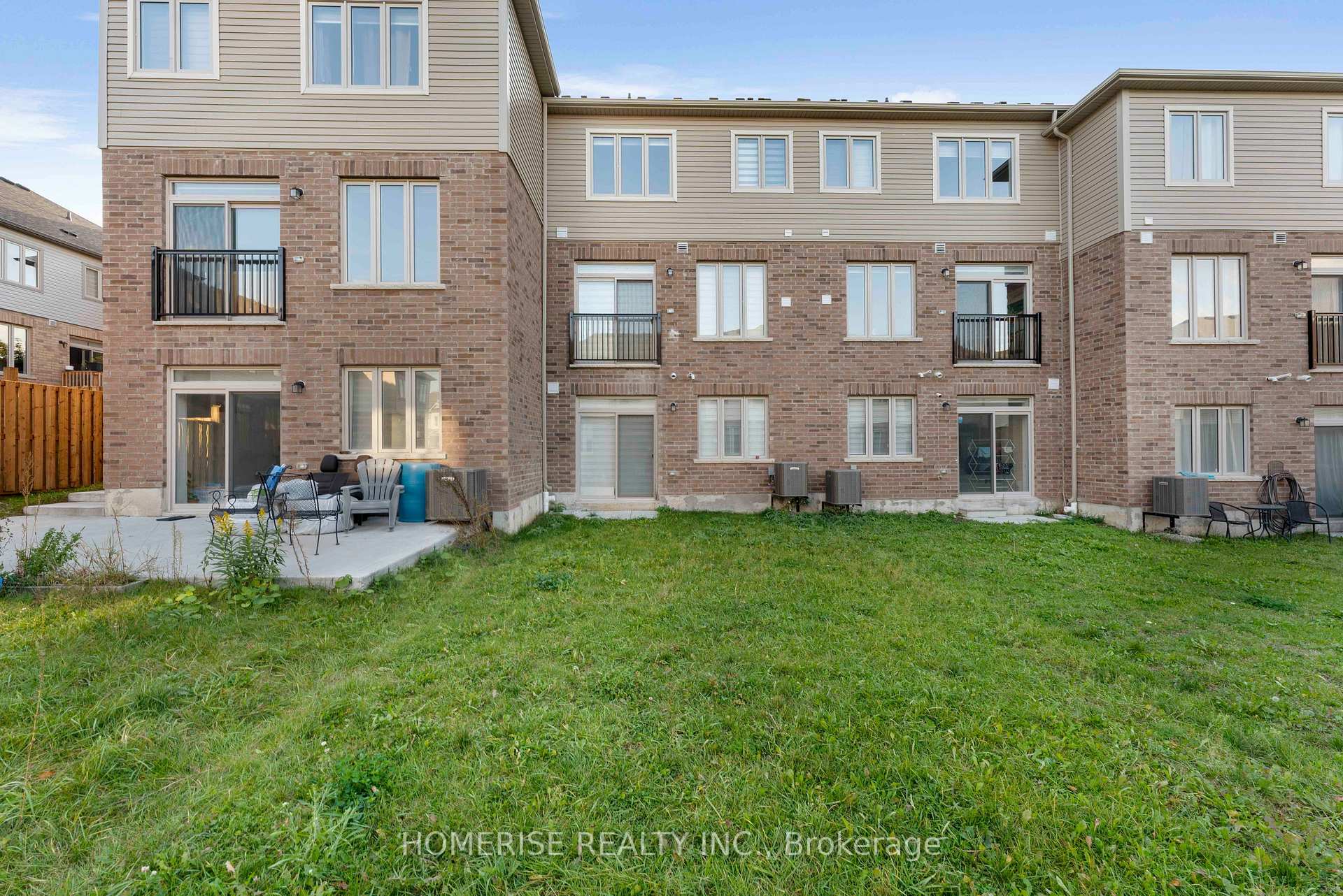 Photo 42 of 29 Roywood Street, Kitchener, Huron Park — HOMEH