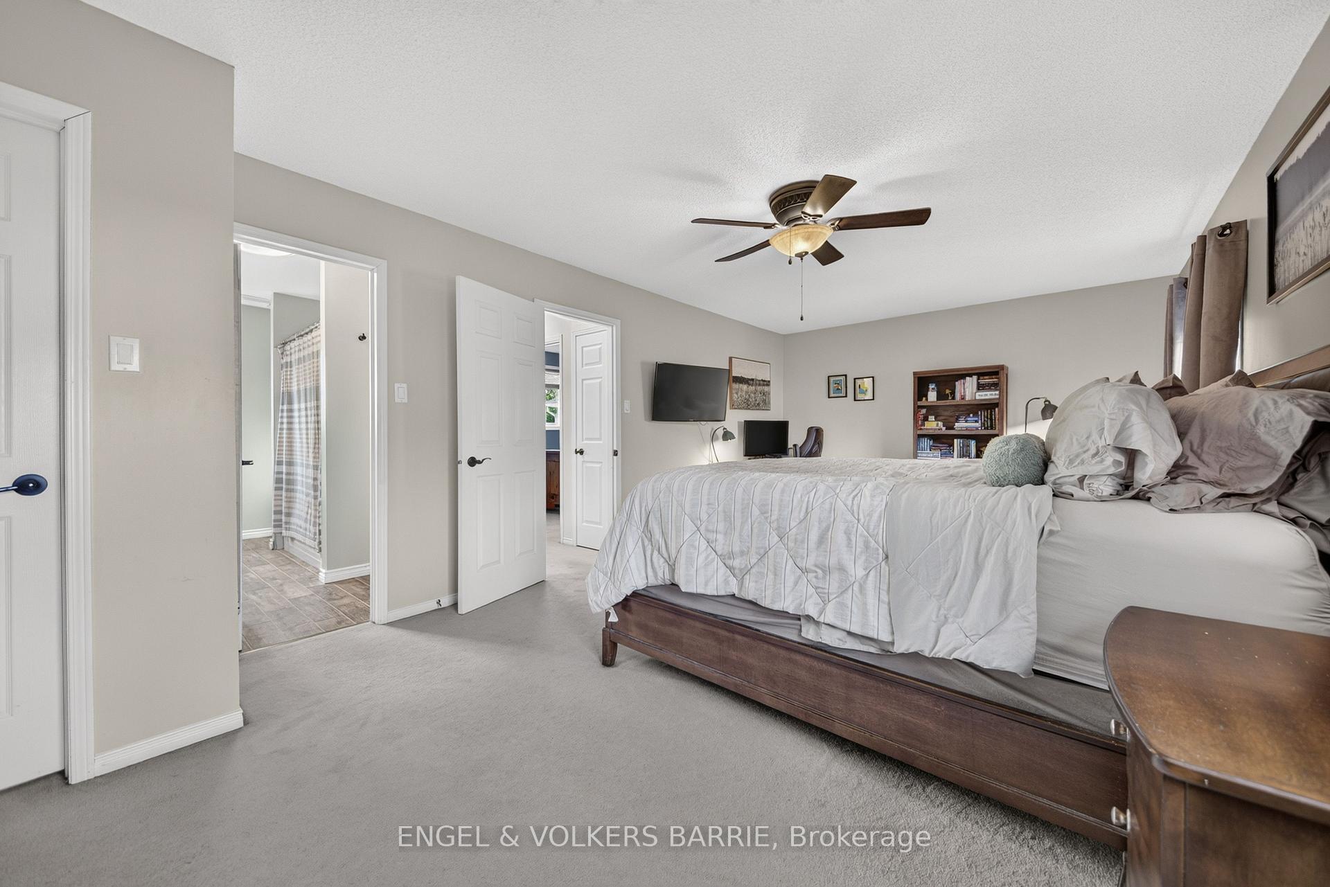 Photo 18 of 40 Willow Drive, Barrie, Holly — HOMEH