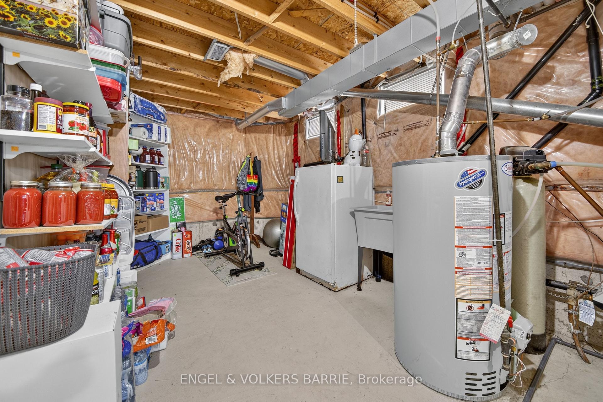 Photo 29 of 40 Willow Drive, Barrie, Holly — HOMEH