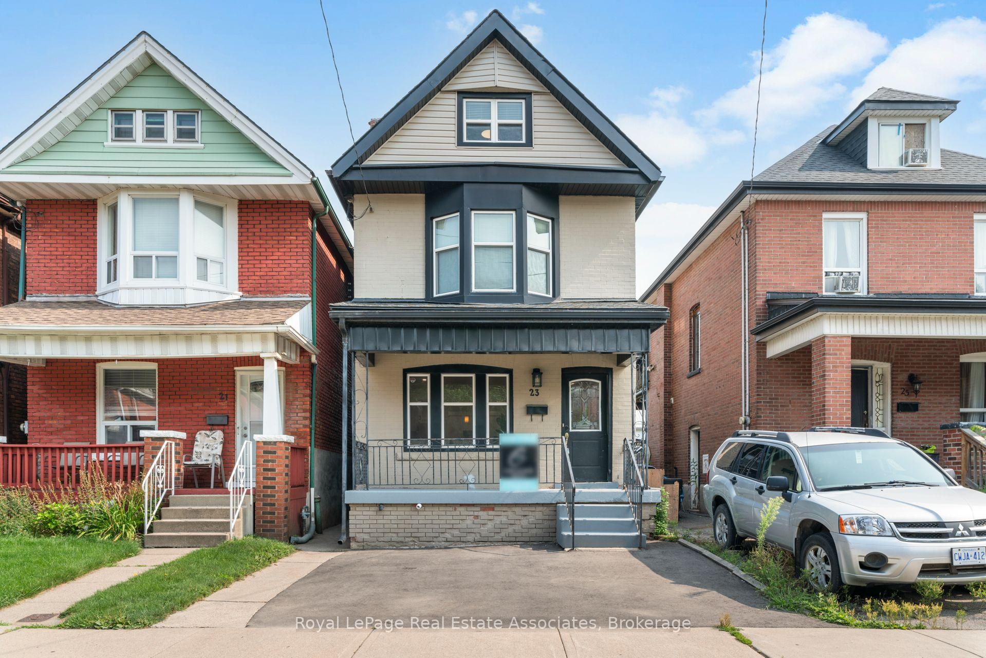 Photo of Unit Upper, 23 Somerset Avenue