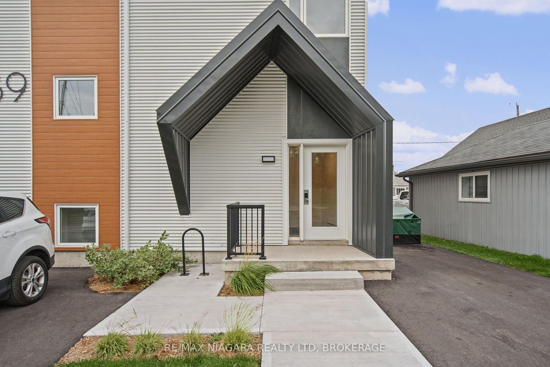 Photo 10 of 89 Sixth Street, Welland, Lincoln/Crowland — HOMEH