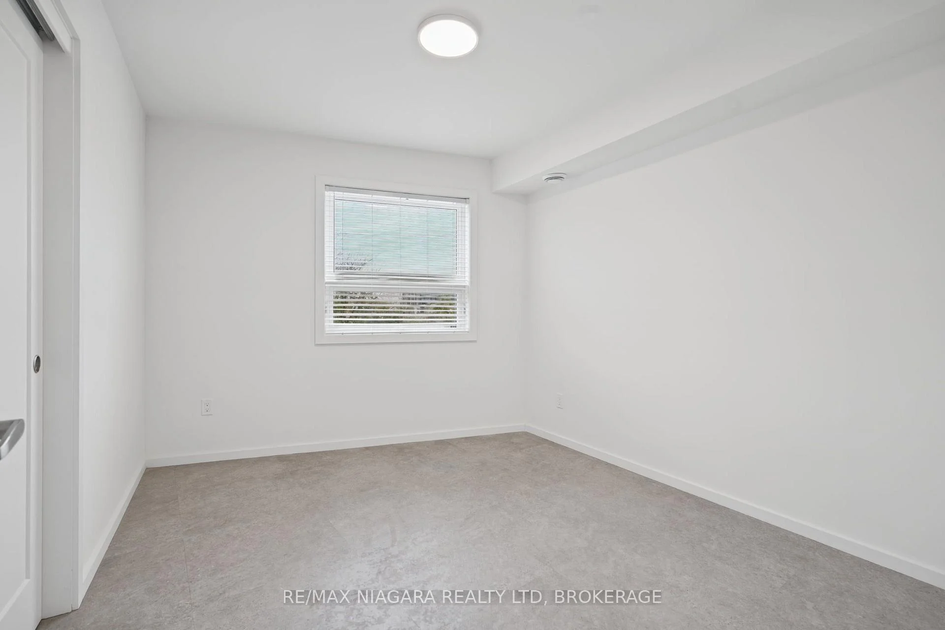 Photo 18 of 89 Sixth Street, Welland, Lincoln/Crowland — HOMEH