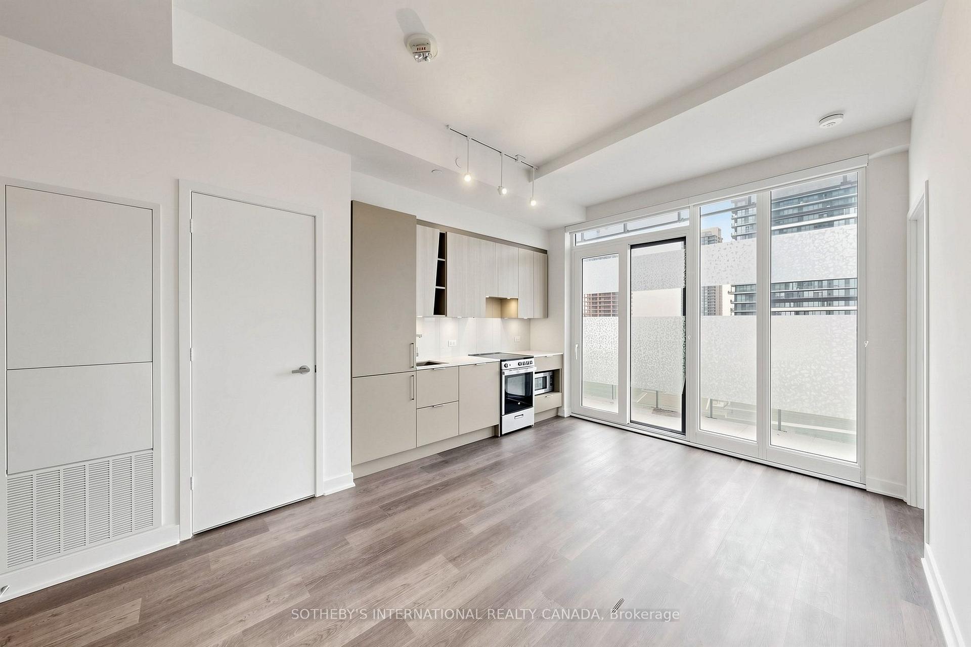 Photo 8 of Unit 1809, 3900 Confederation Parkway, Mississauga, City Centre — HOMEH