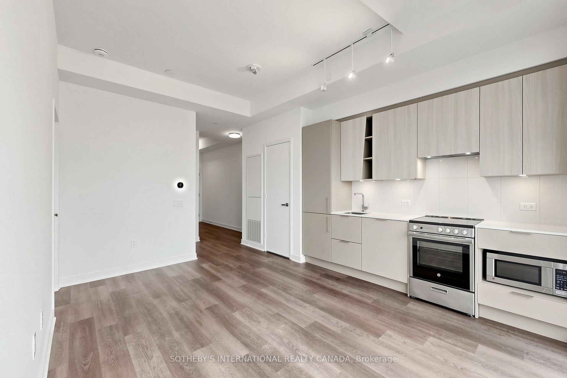 Photo 11 of Unit 1809, 3900 Confederation Parkway, Mississauga, City Centre — HOMEH