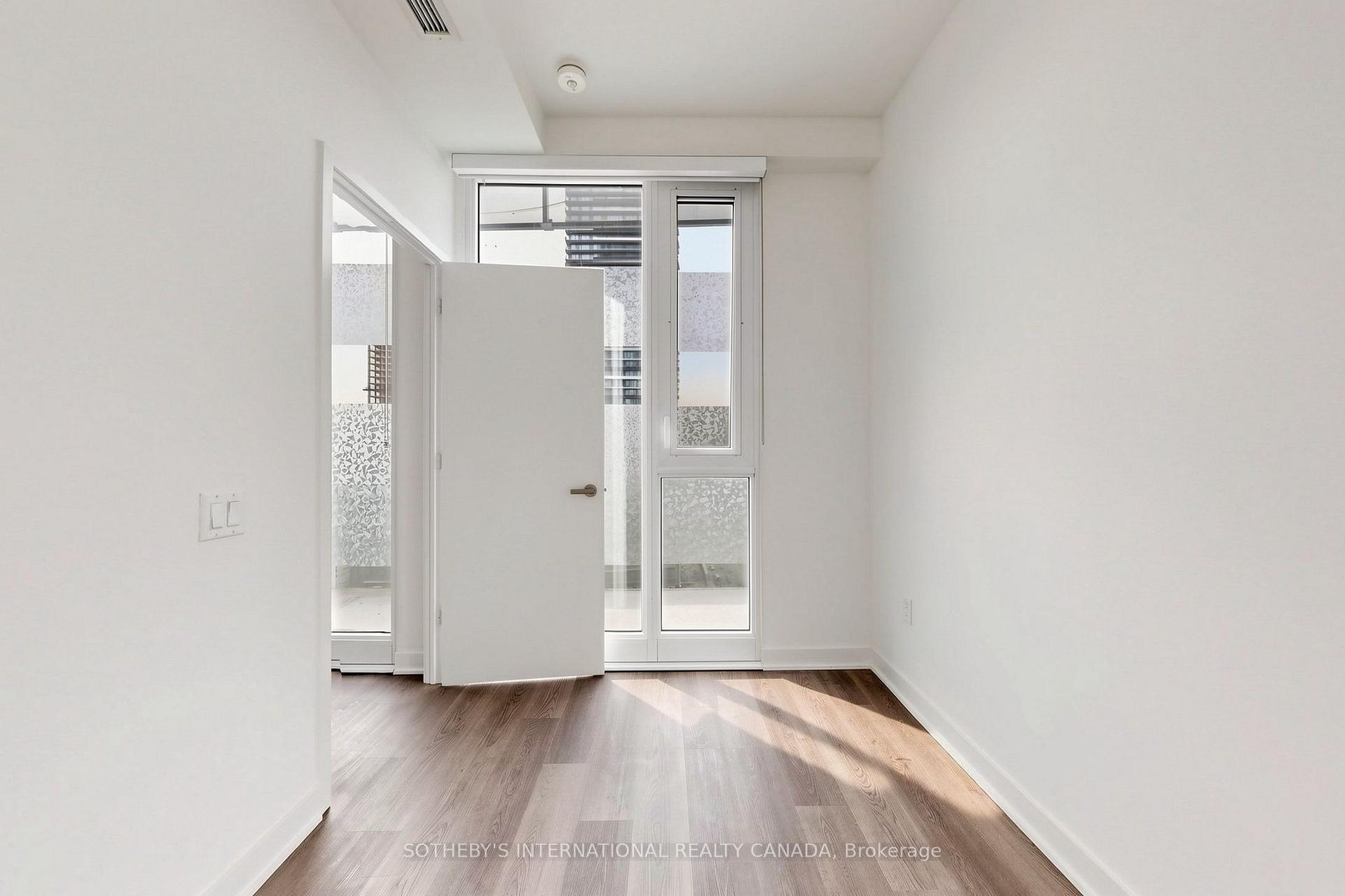 Photo 17 of Unit 1809, 3900 Confederation Parkway, Mississauga, City Centre — HOMEH
