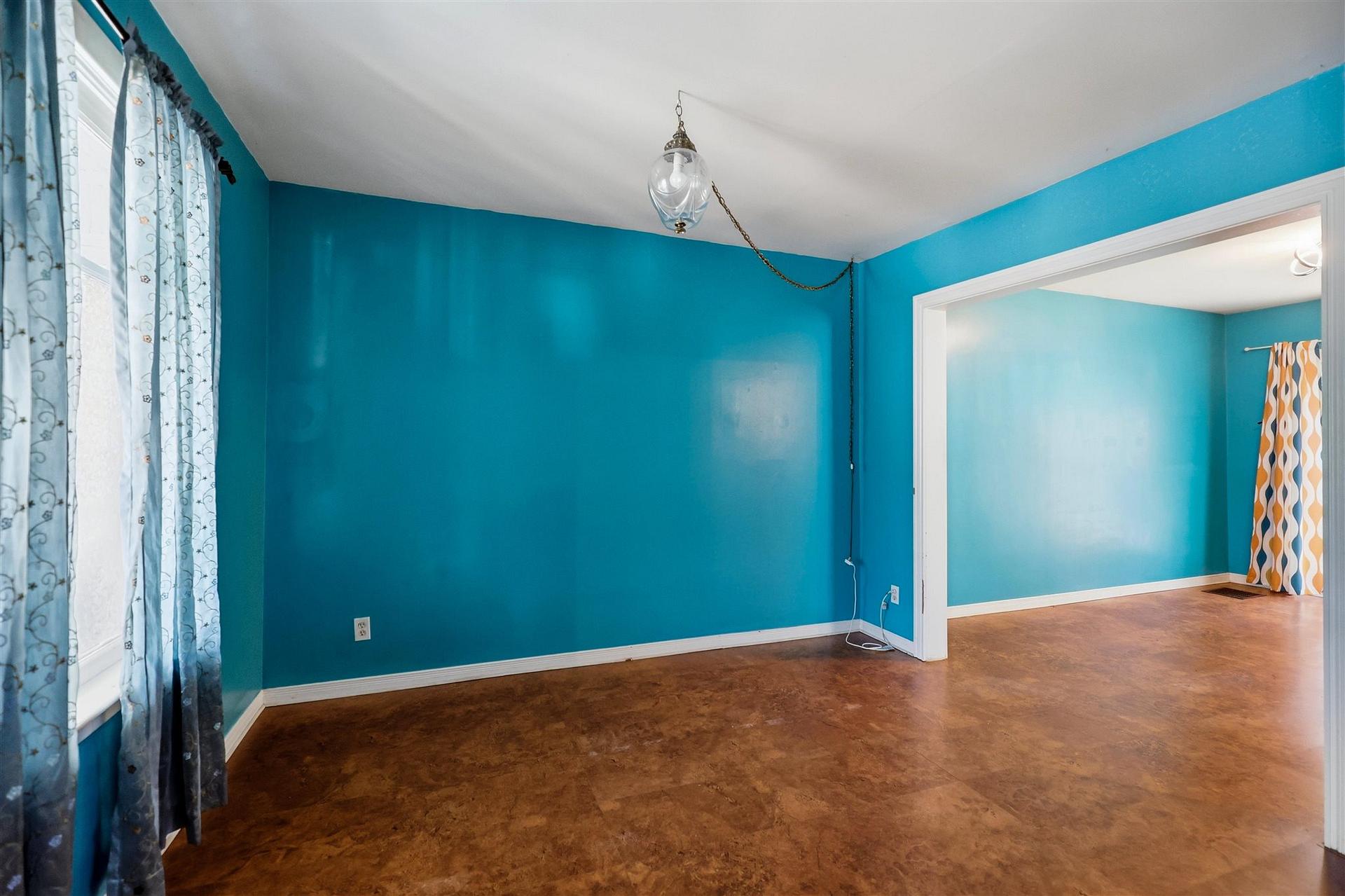 Photo 5 of 317 Wilson Street, Sault Ste Marie, Ward 4 — HOMEH