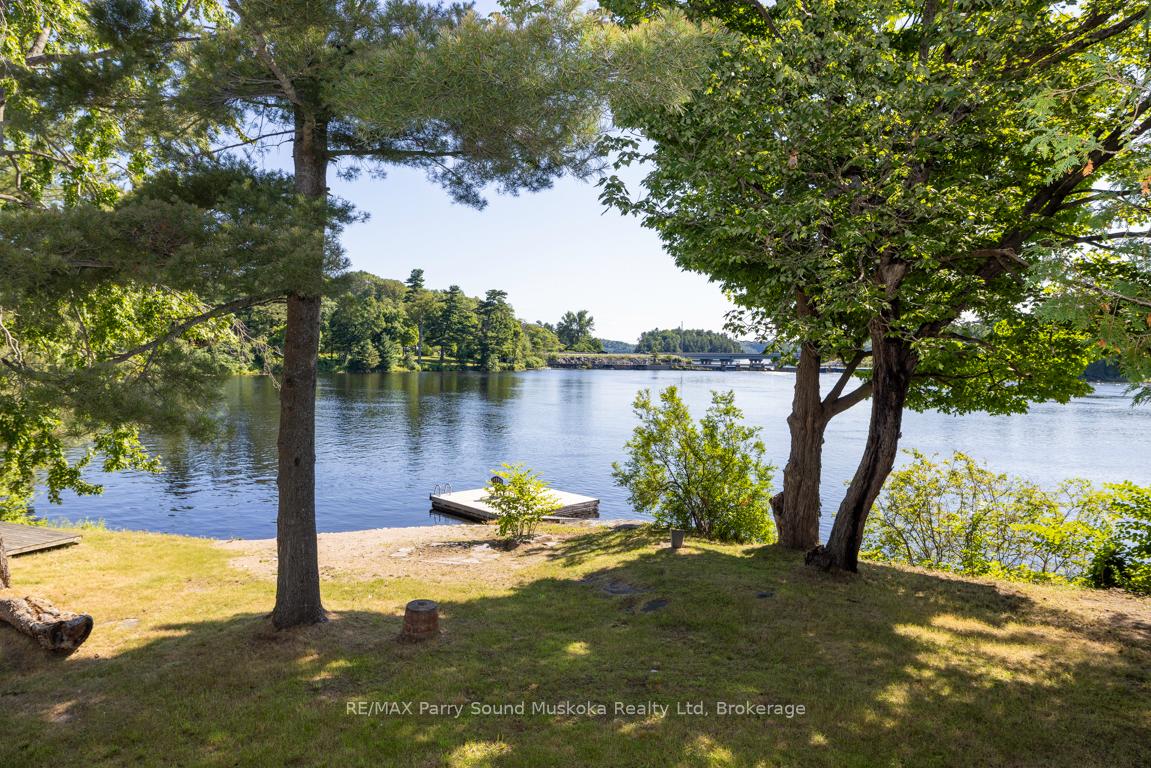 Photo 2 of 149 William Street, Parry Sound — HOMEH