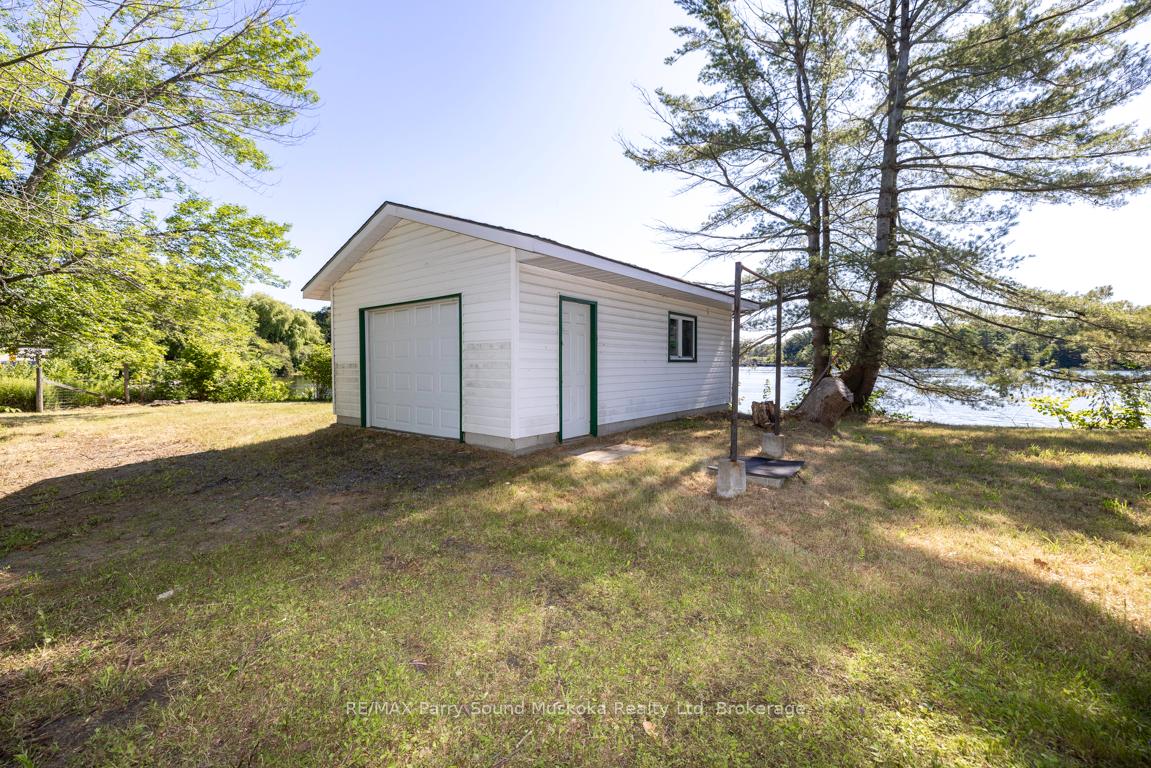 Photo 7 of 149 William Street, Parry Sound — HOMEH