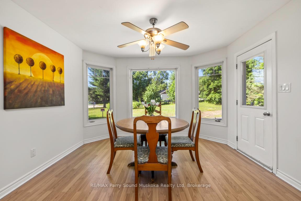 Photo 11 of 149 William Street, Parry Sound — HOMEH