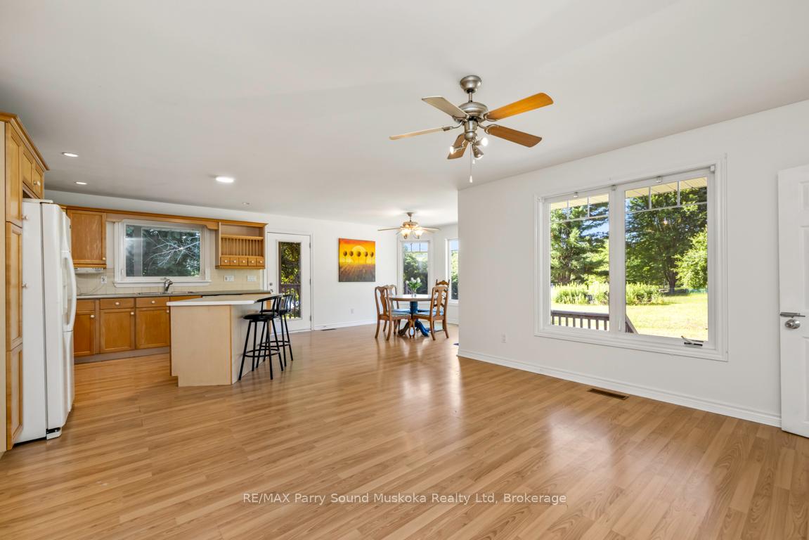 Photo 13 of 149 William Street, Parry Sound — HOMEH