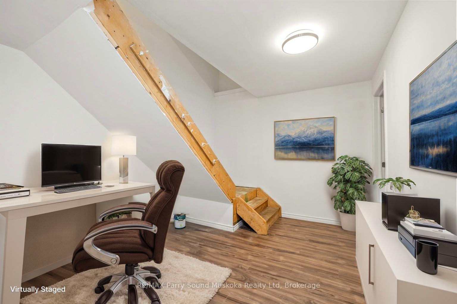 Photo 33 of 149 William Street, Parry Sound — HOMEH