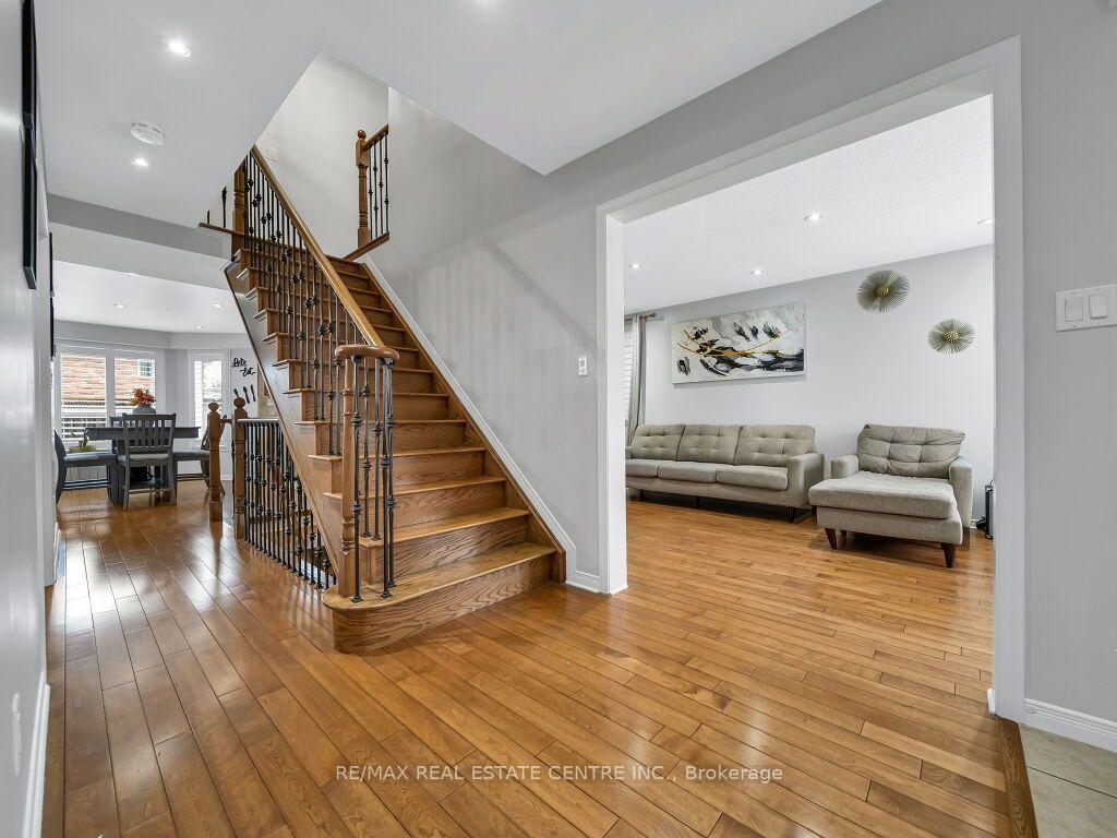Photo 5 of 1244 Laurand Street, Innisfil, Alcona — HOMEH