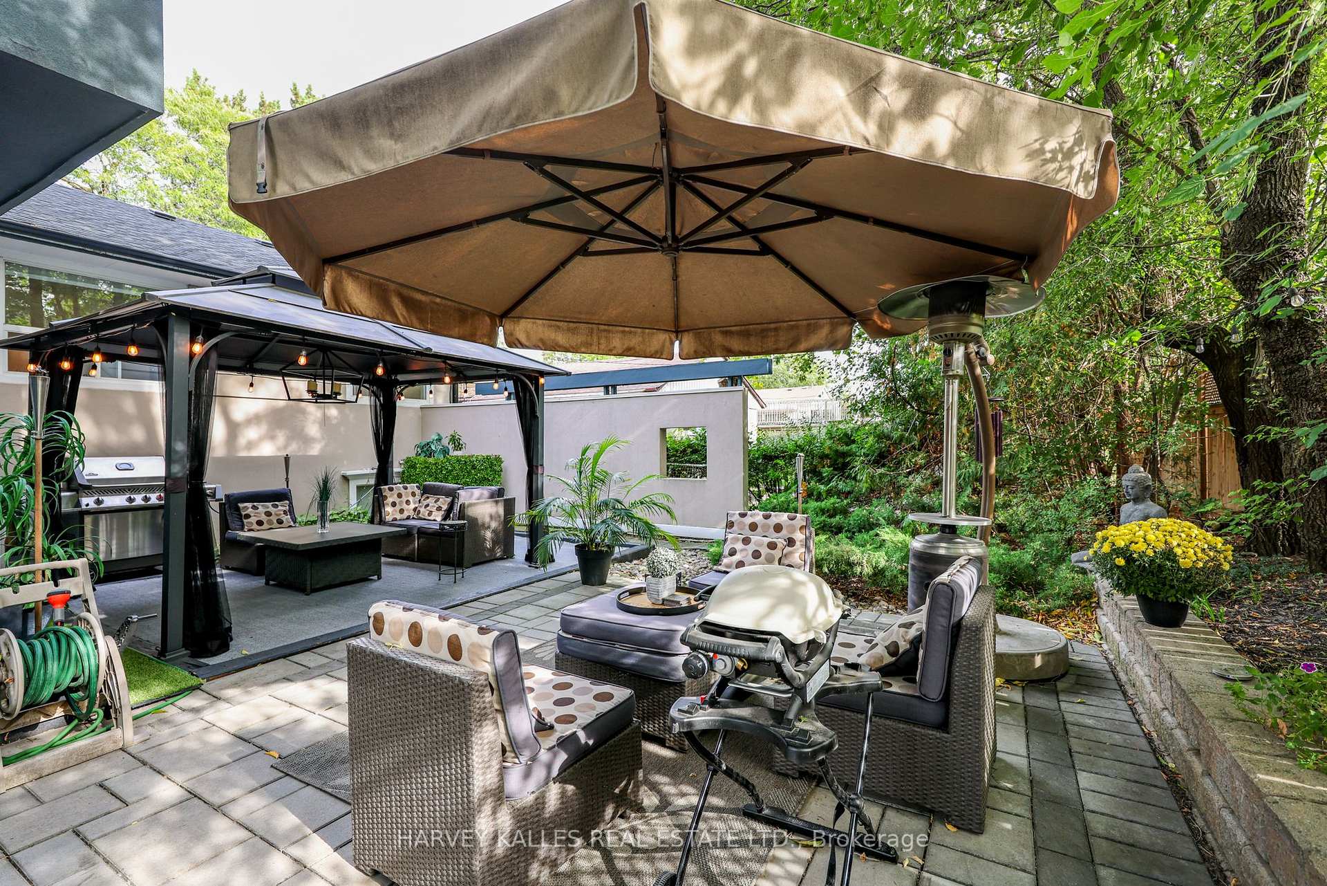Photo 52 of 90 Berkinshaw Crescent, North York, Banbury-Don Mills — HOMEH