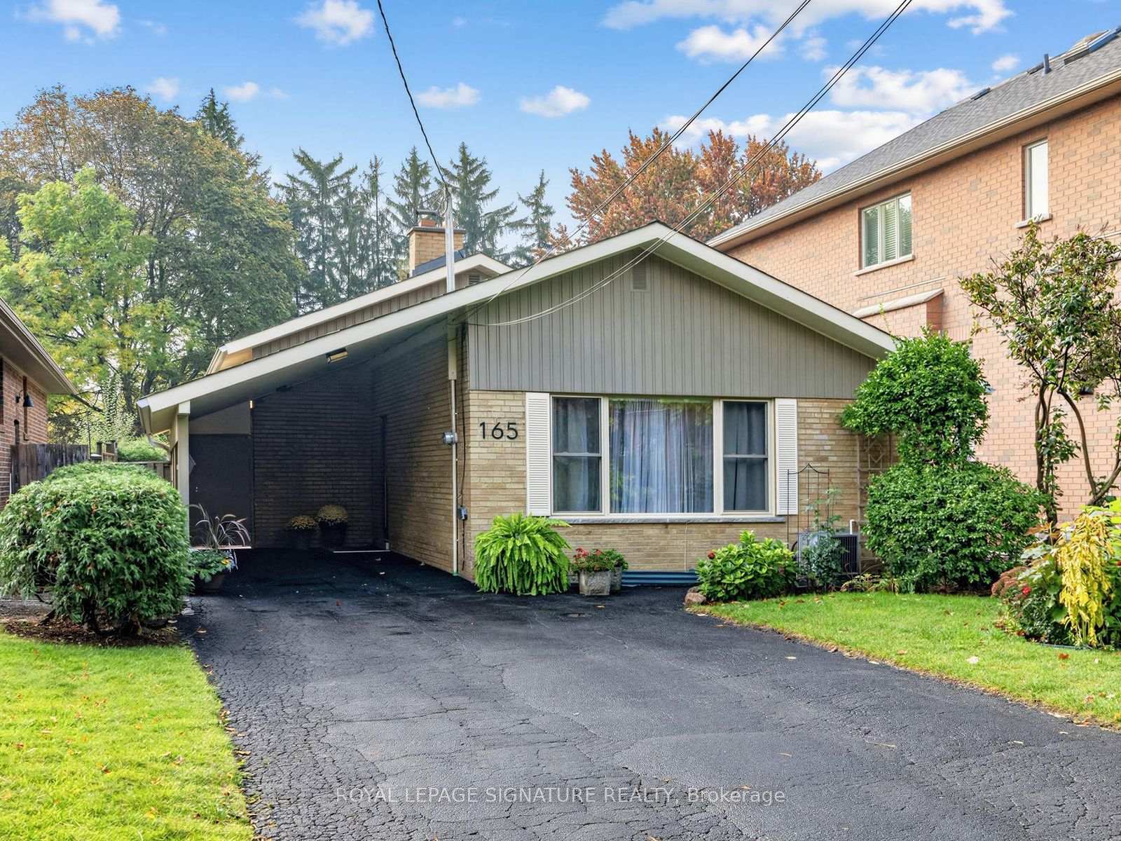Photo of 165 Wedgewood Drive