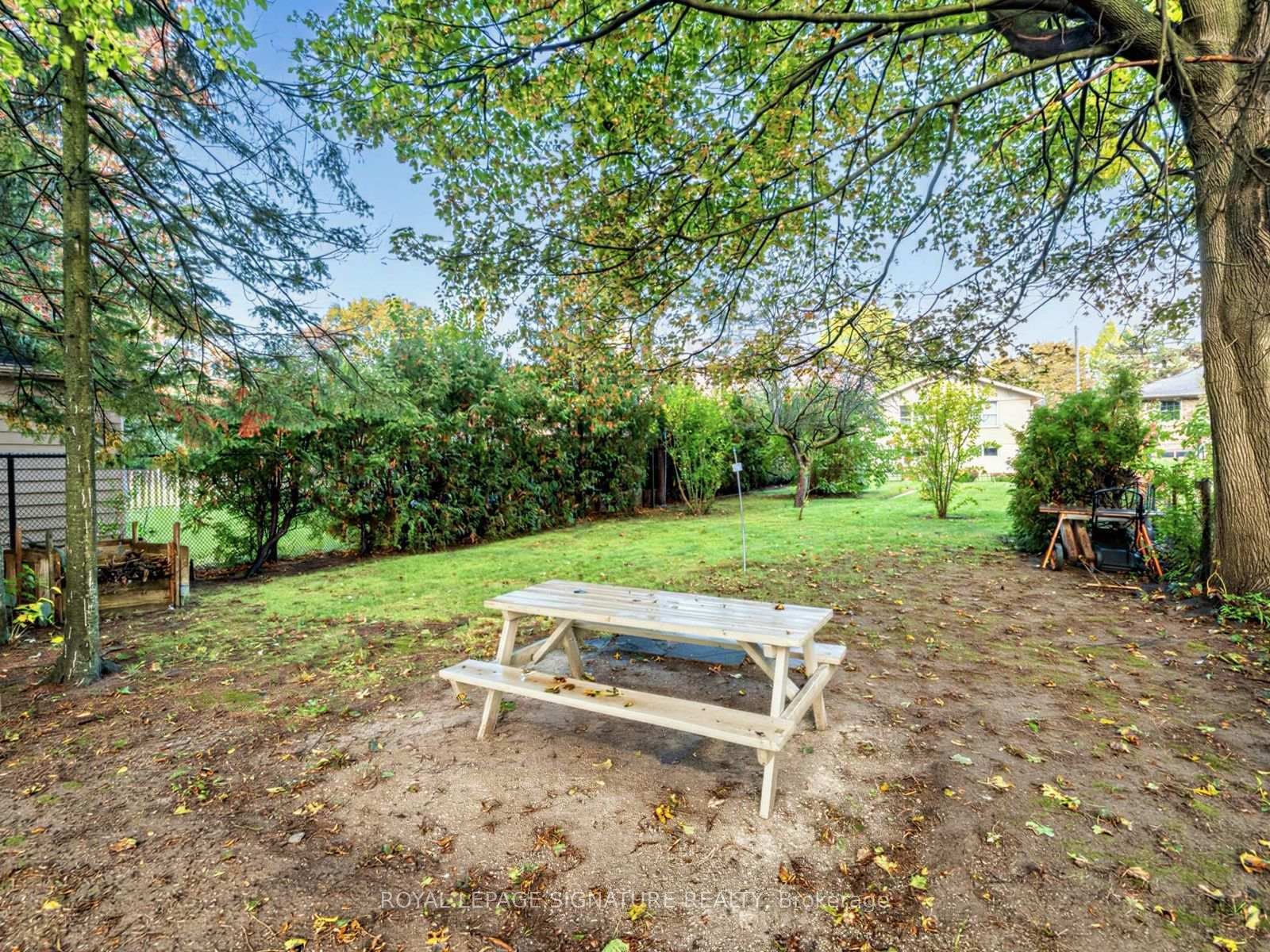 Photo 33 of 165 Wedgewood Drive, North York, Newtonbrook East — HOMEH
