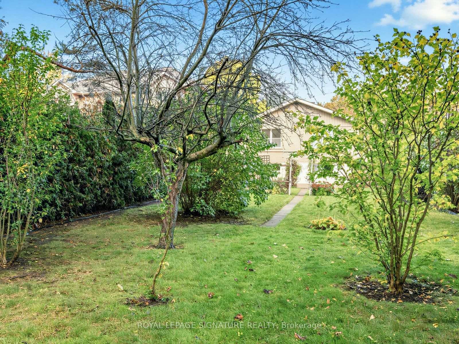 Photo 34 of 165 Wedgewood Drive, North York, Newtonbrook East — HOMEH