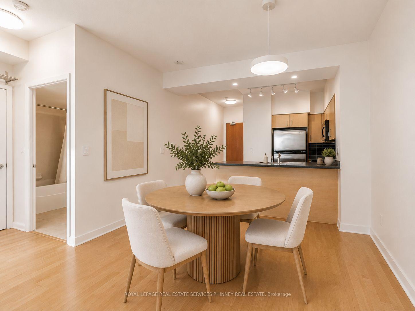 Photo 6 of Unit 2806, 219 Fort York Boulevard, Toronto, Niagara — HOMEH